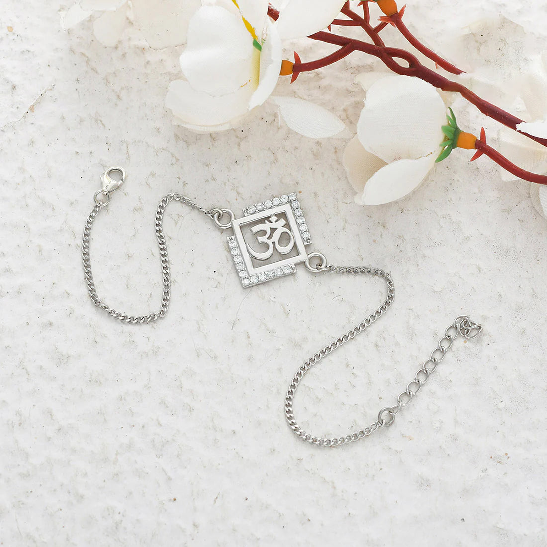 trueBrowns Men 925 Sterling Silver Precious Om Bracelet