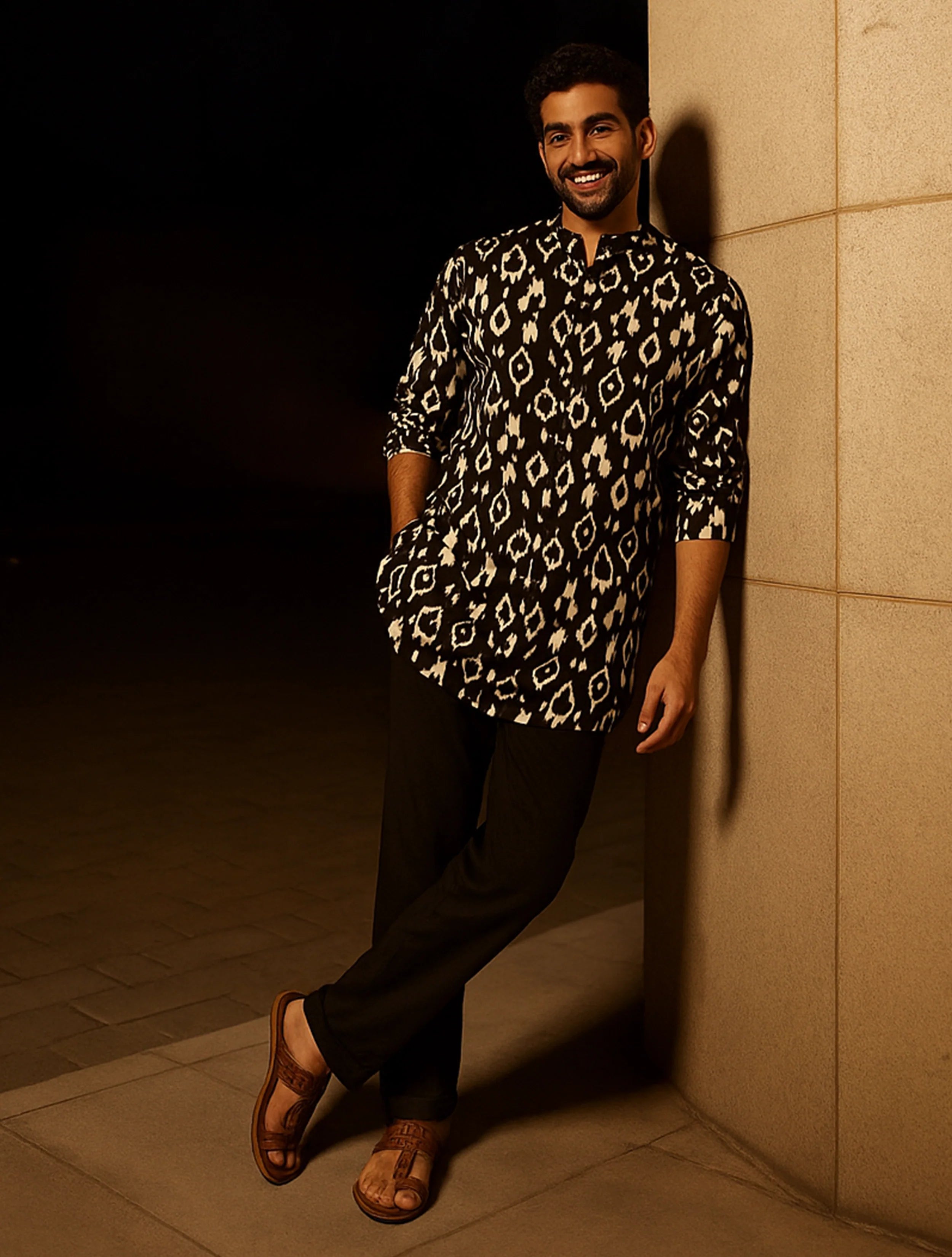 trueBrowns Men's Black Ikat Co-ord Set