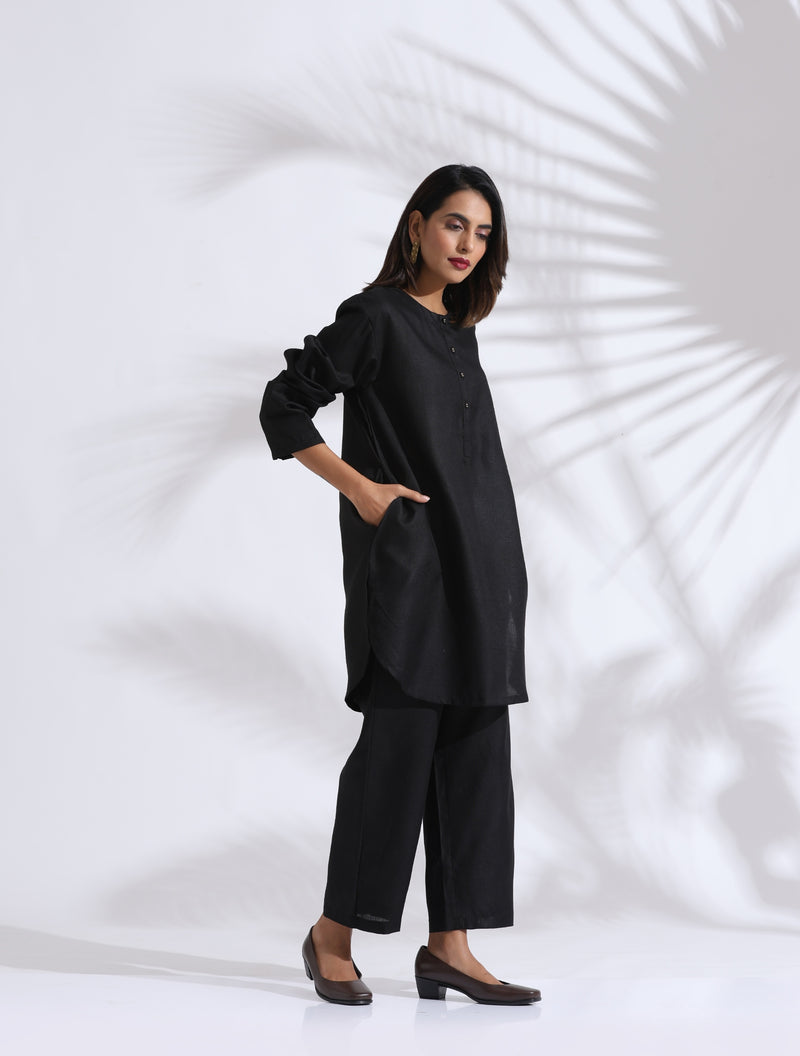 trueBrowns Black Slub Kurta Co-ord Set