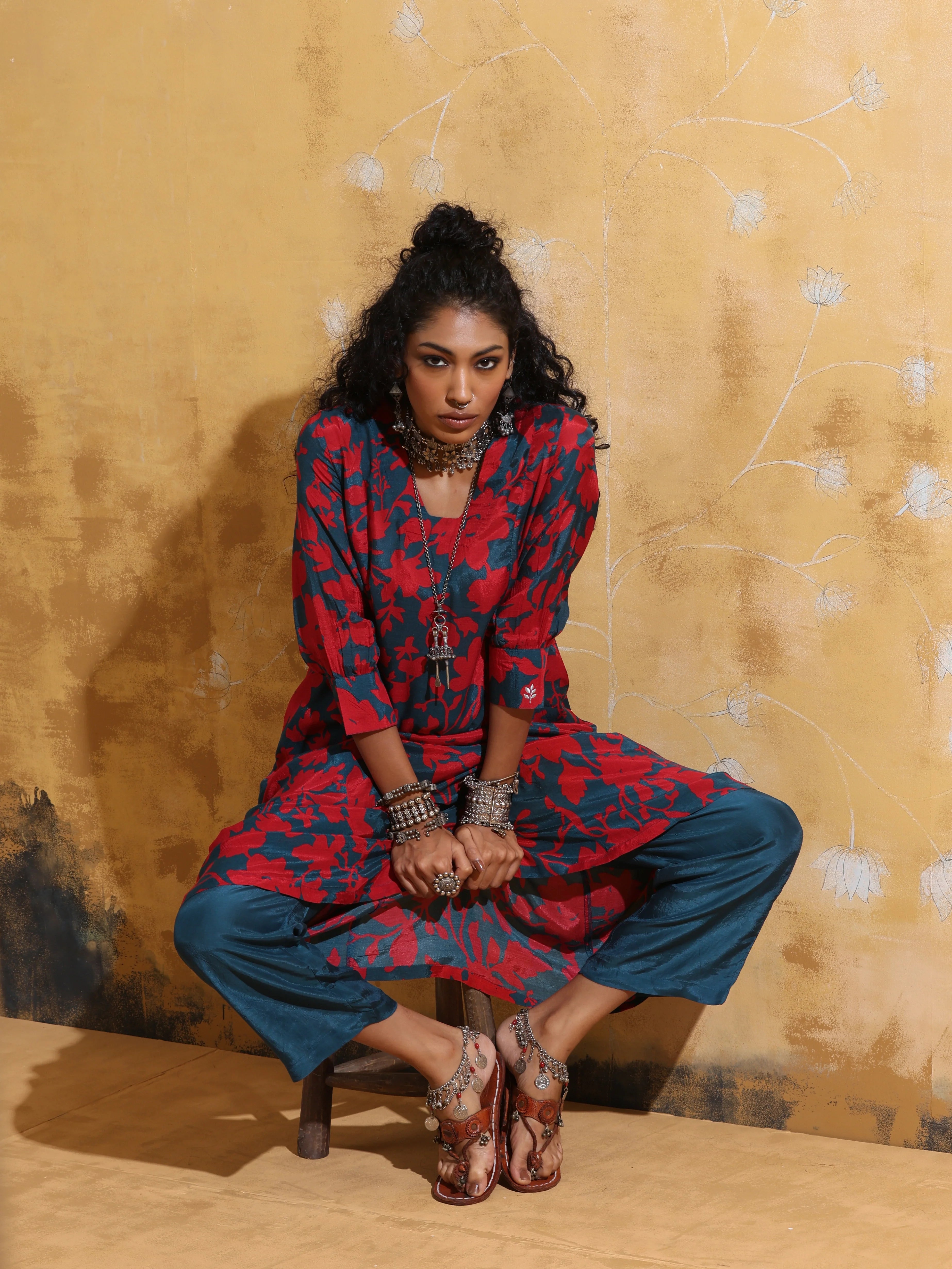 trueBrowns Red Teal Jaal Print  Muslin Silk A-Line Kurta Set