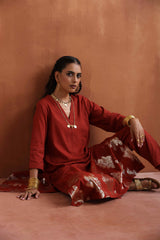 trueBrowns Rust Metallic Straight Kurta Set