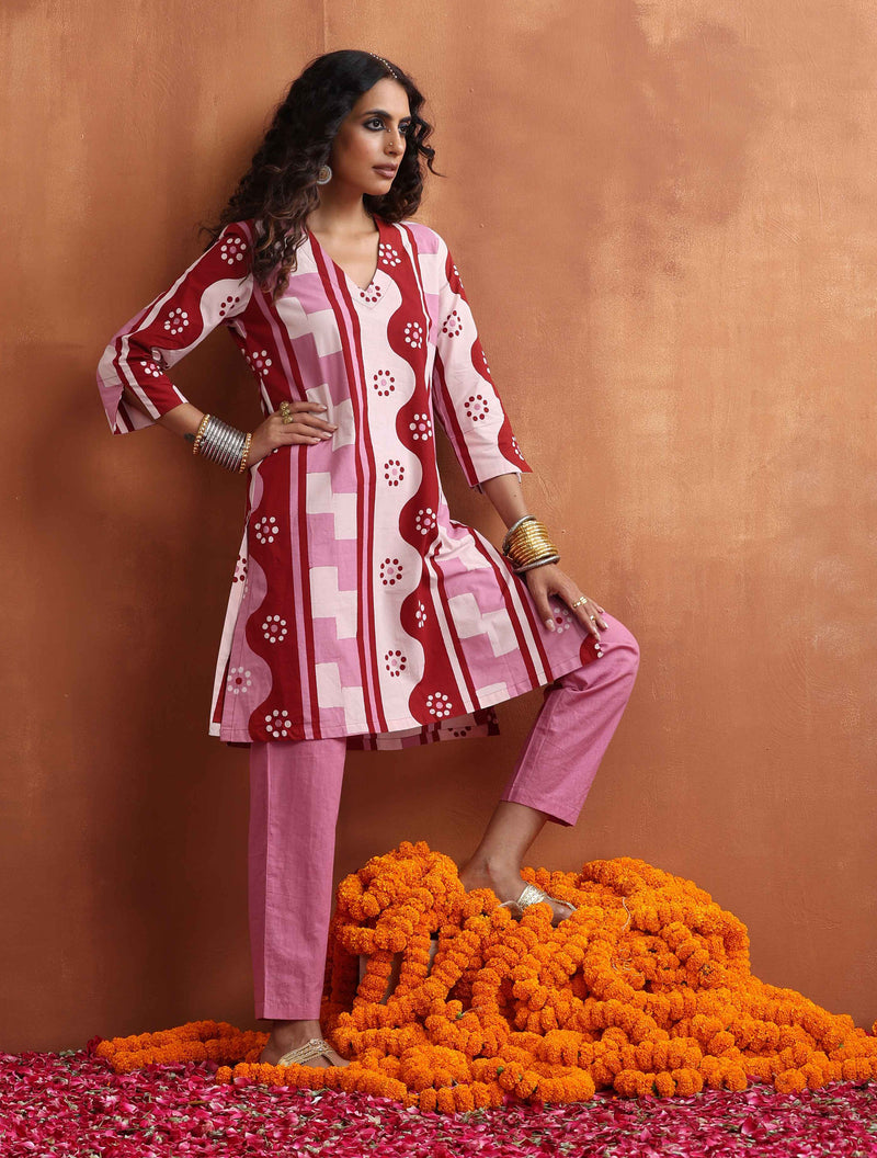 trueBrowns Pink Geometric Print Kurta Co-ord Set