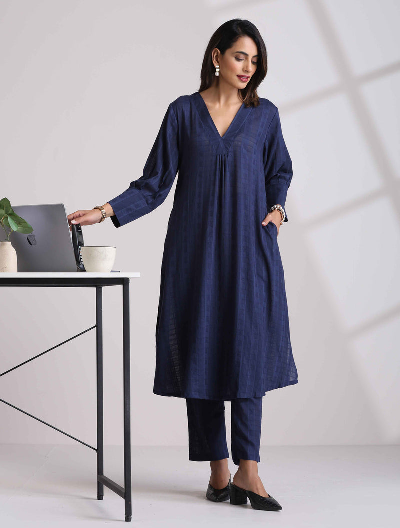 trueBrowns Blue Cotton Dobby Kurta Pant Set