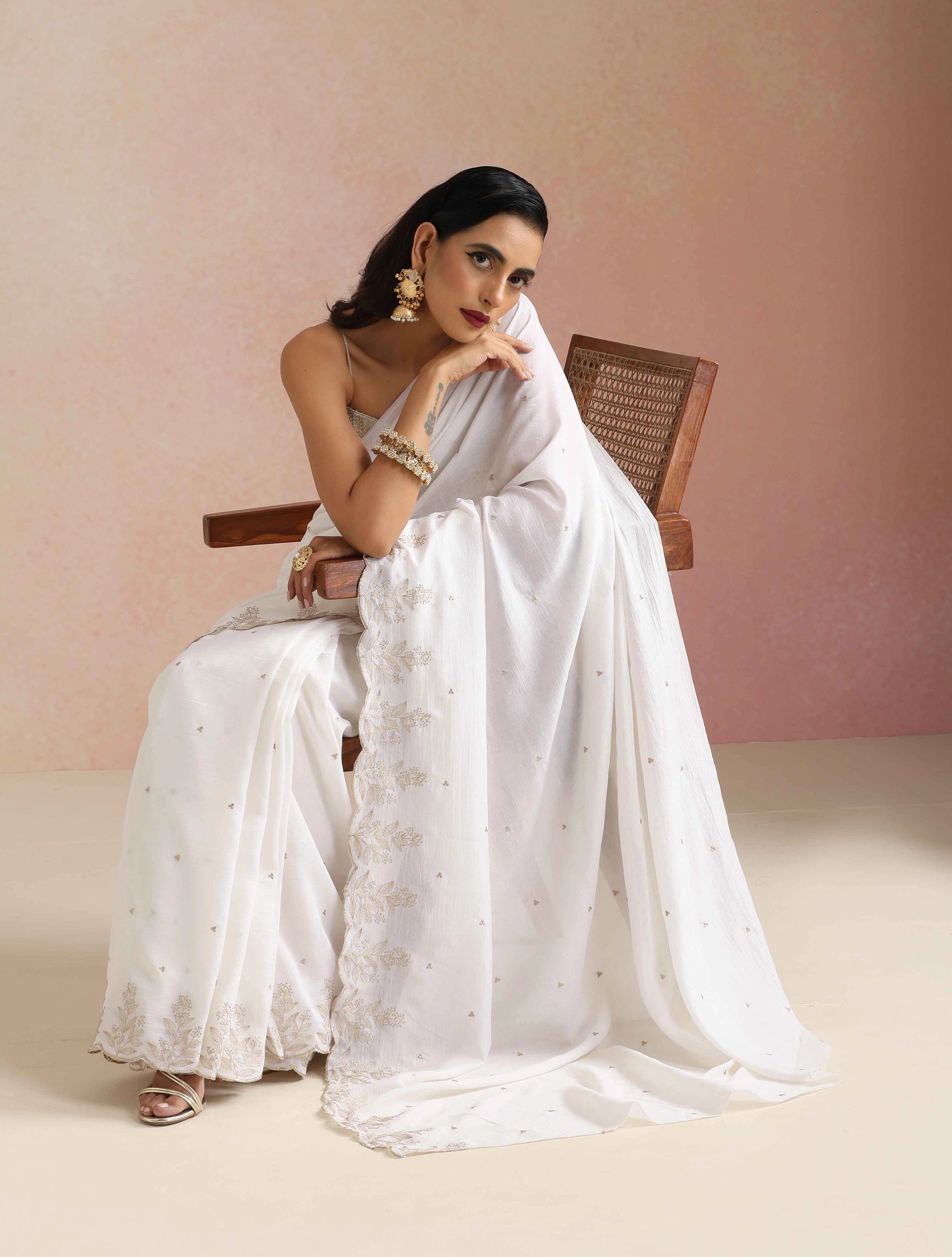 trueBrowns Ivory All Over Zari Embroidered Saree With Unstitched Blouse