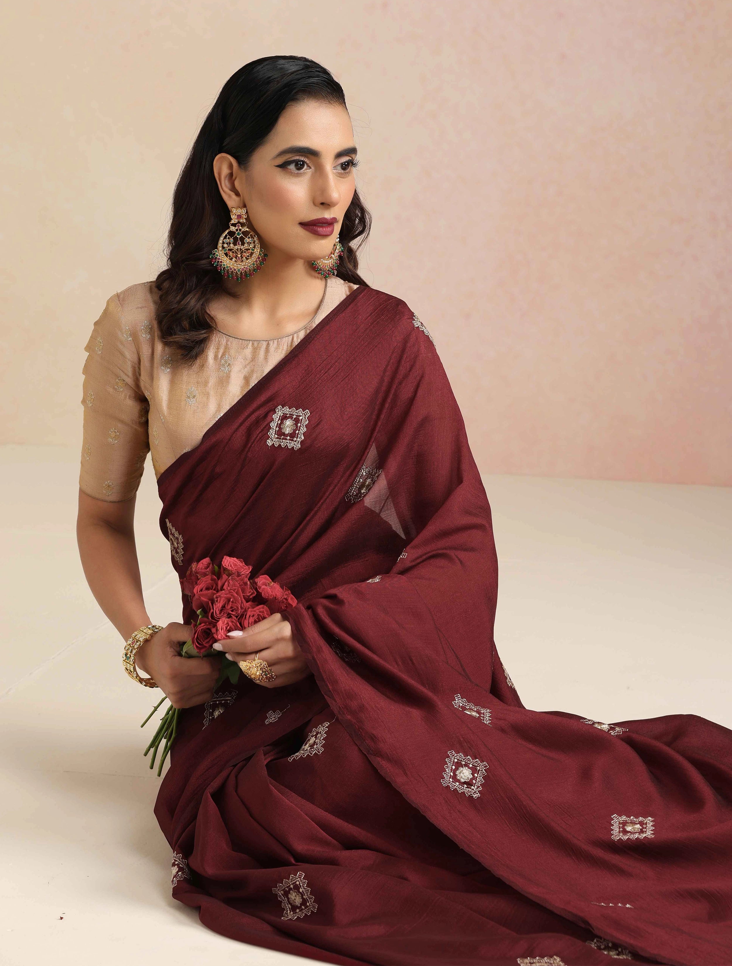 trueBrowns Maroon Diamond Embroidered Saree With Unstitched Blouse
