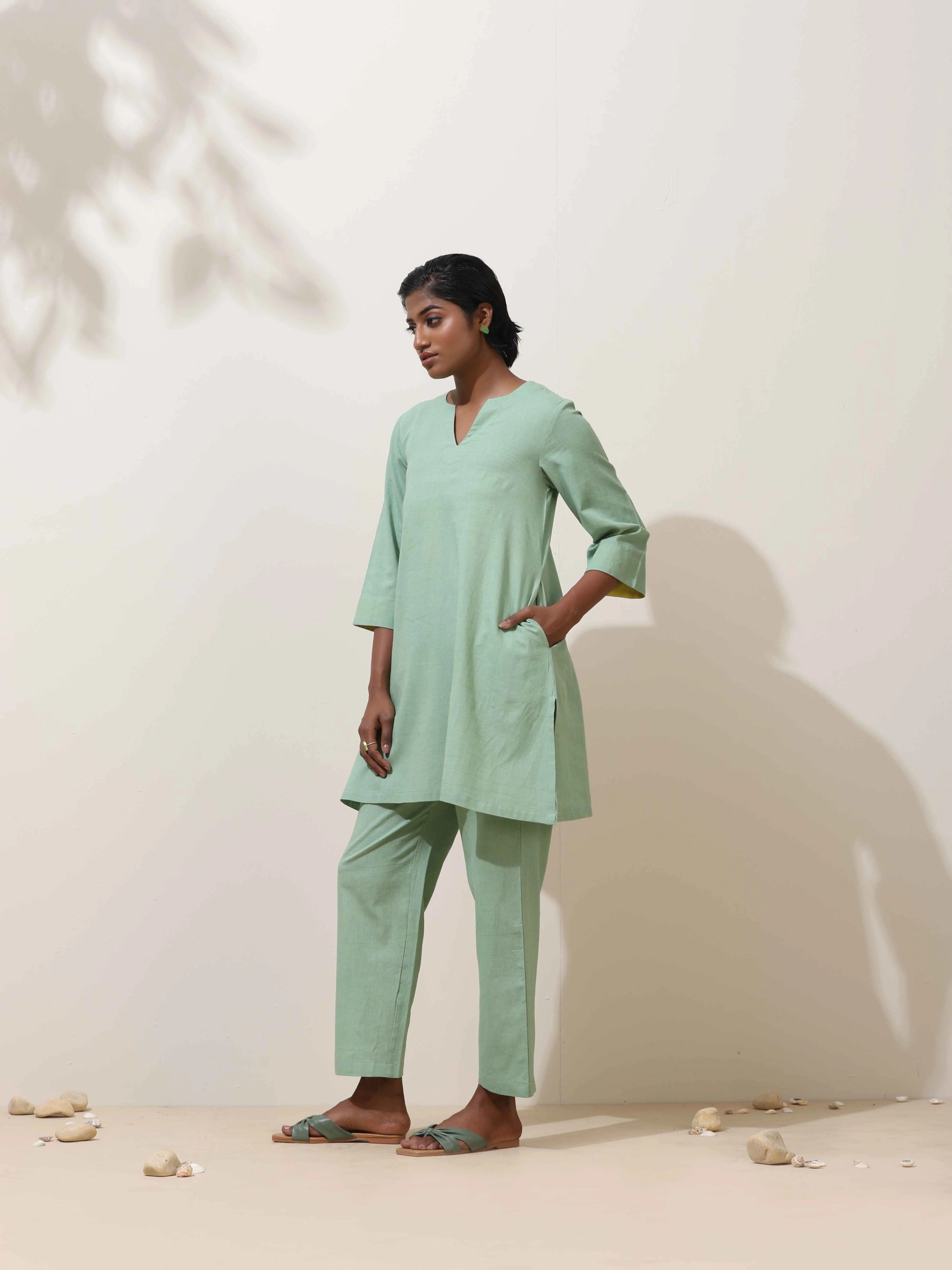 trueBrowns Mint Green Cotton Linen Kurta Co-Ord Set