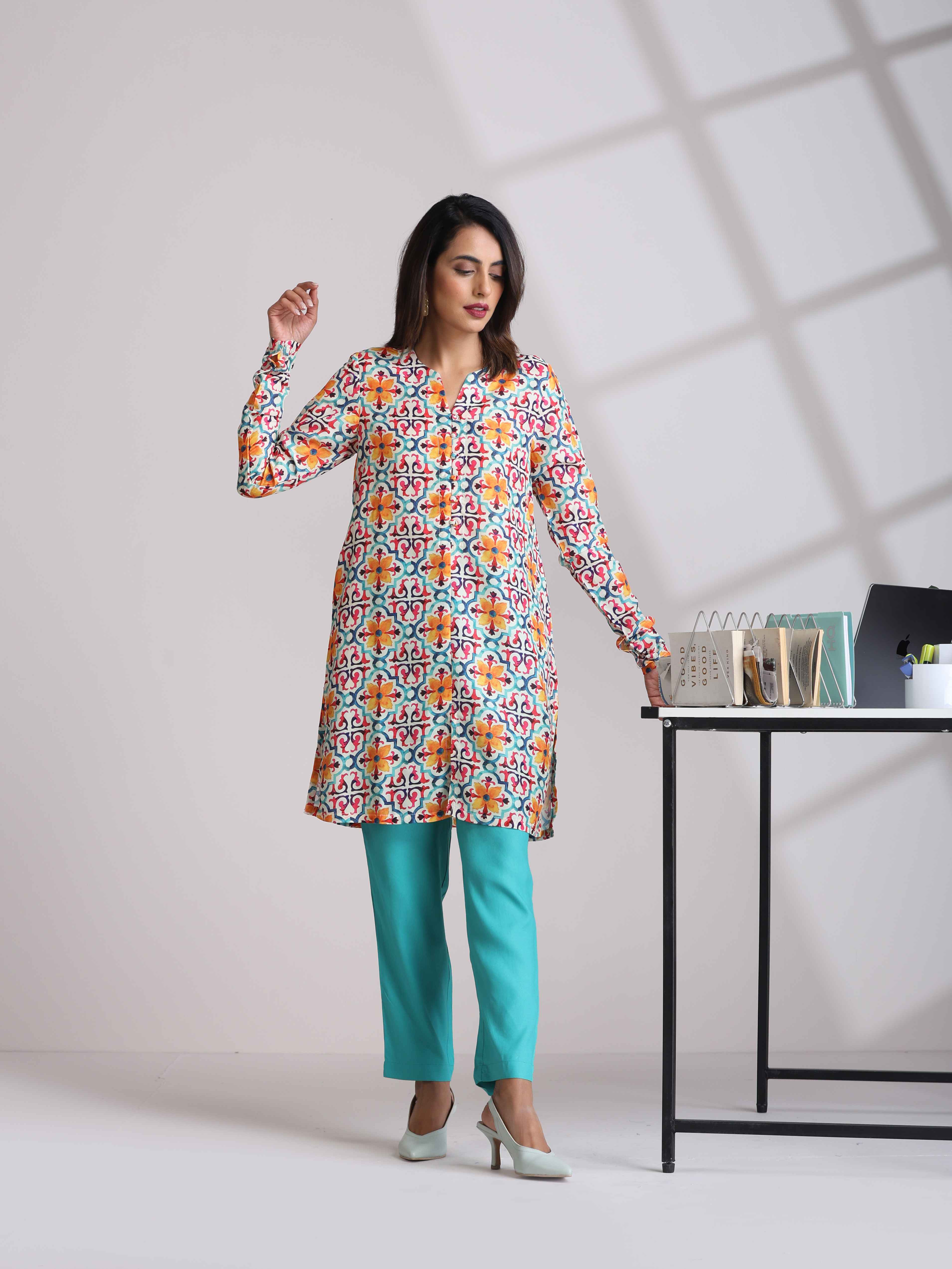 trueBrowns Off White Print Kurta Co-ord Set