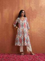 trueBrowns Off White Ikat Print Kurta Set