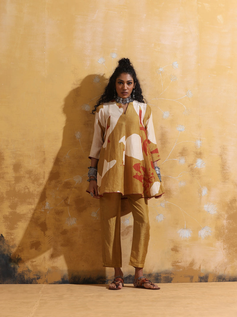 trueBrowns Mustard Rust Red Floral Print Muslin Silk Flared Co-ord Set