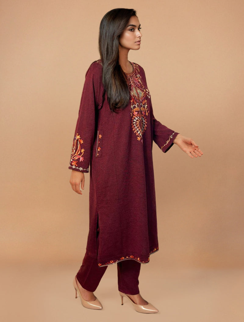 trueBrowns Maroon Embroidered Woollen Phiran Kurta Set