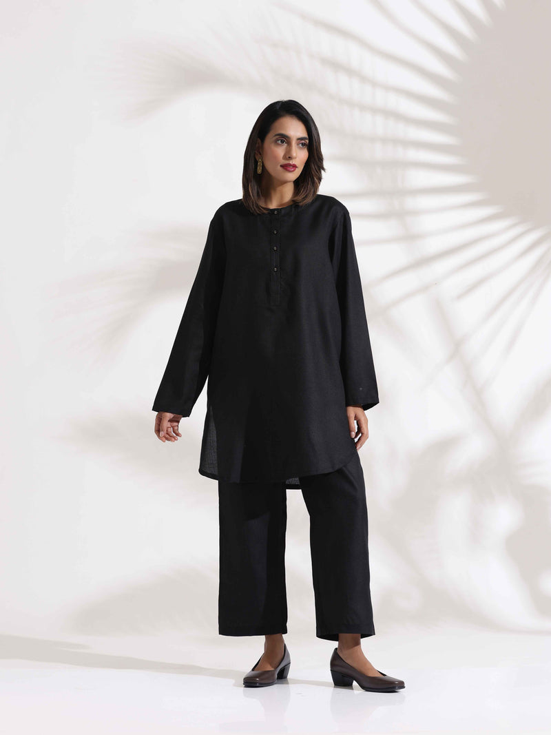 trueBrowns Black Slub Kurta Co-ord Set