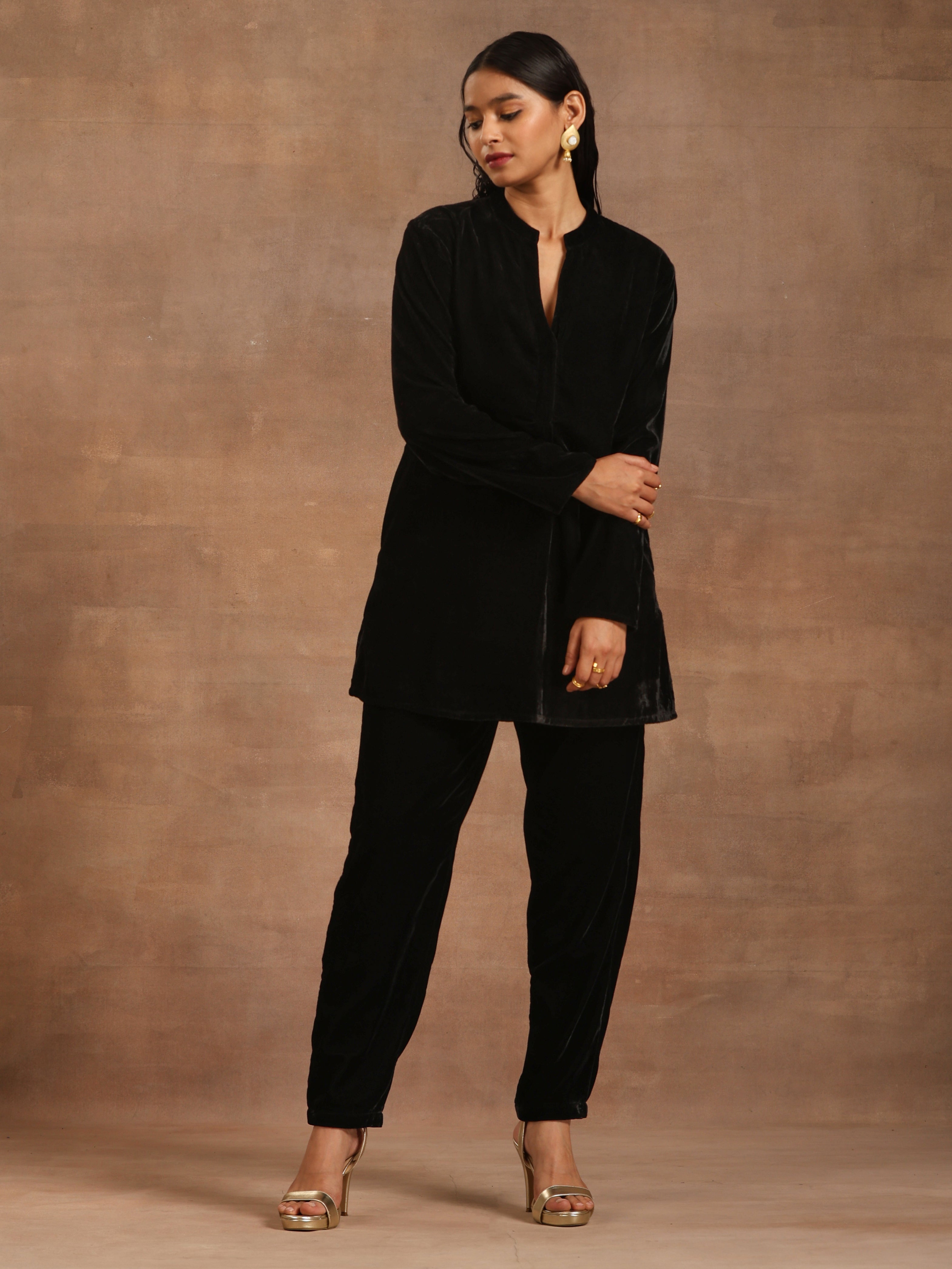 trueBrowns Black Velvet Solid Co-ord Set