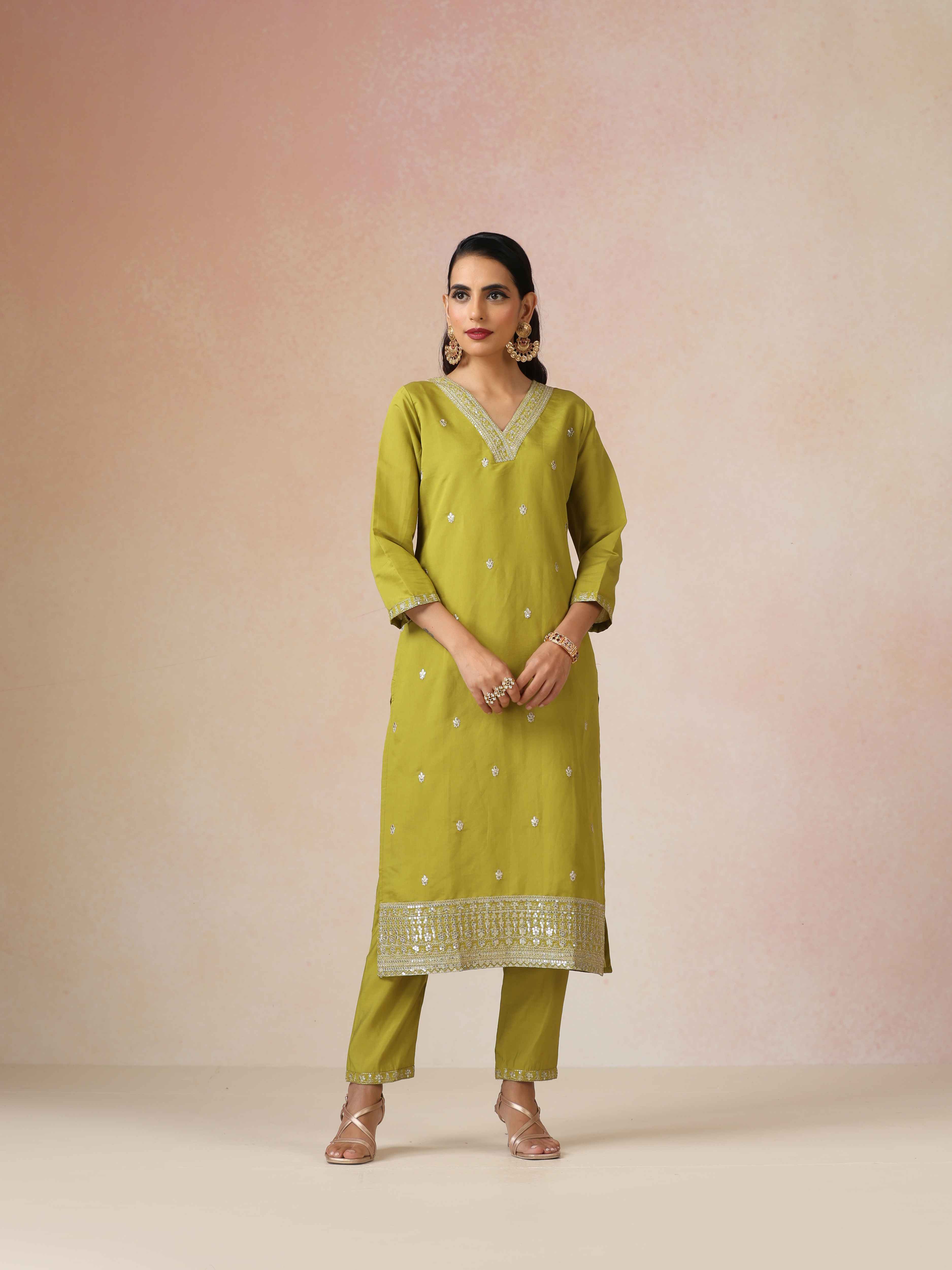 trueBrowns Green Zari Embroidered Straight Kurta 3pc Set