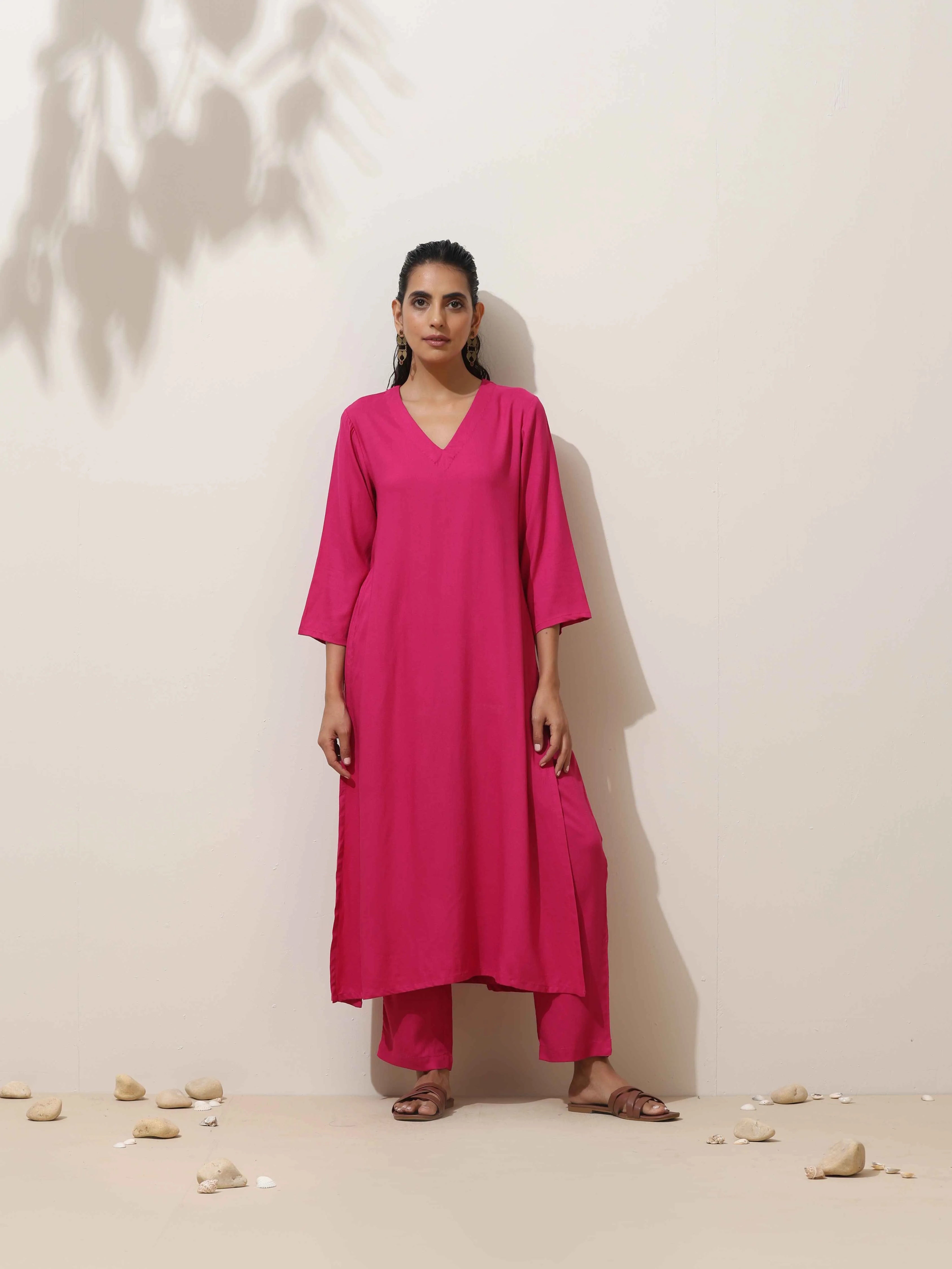 trueBrowns Pink Viscose Kurta Pant Set