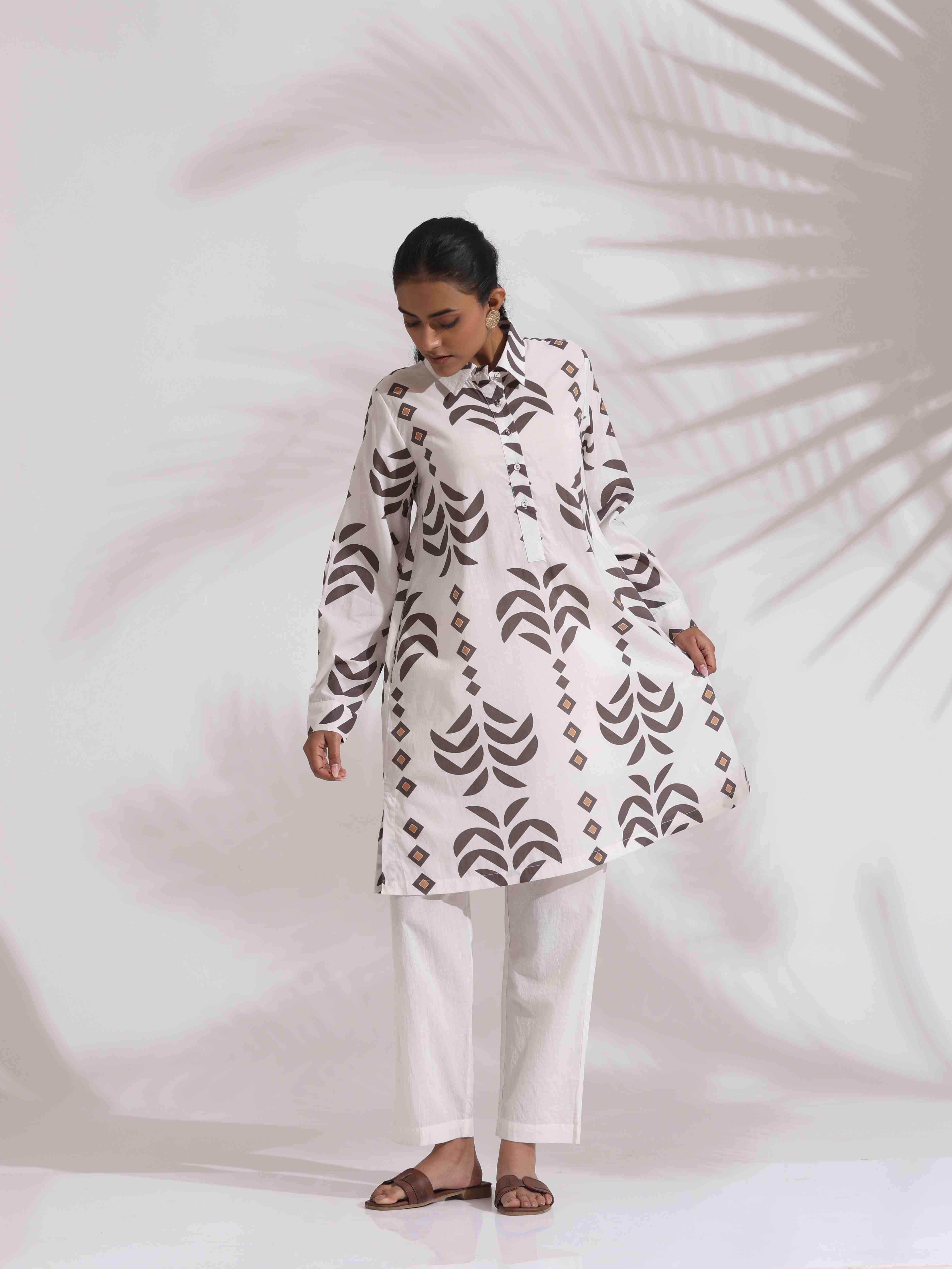 trueBrowns White Cotton Stripe Print Kurta Co-ord Set