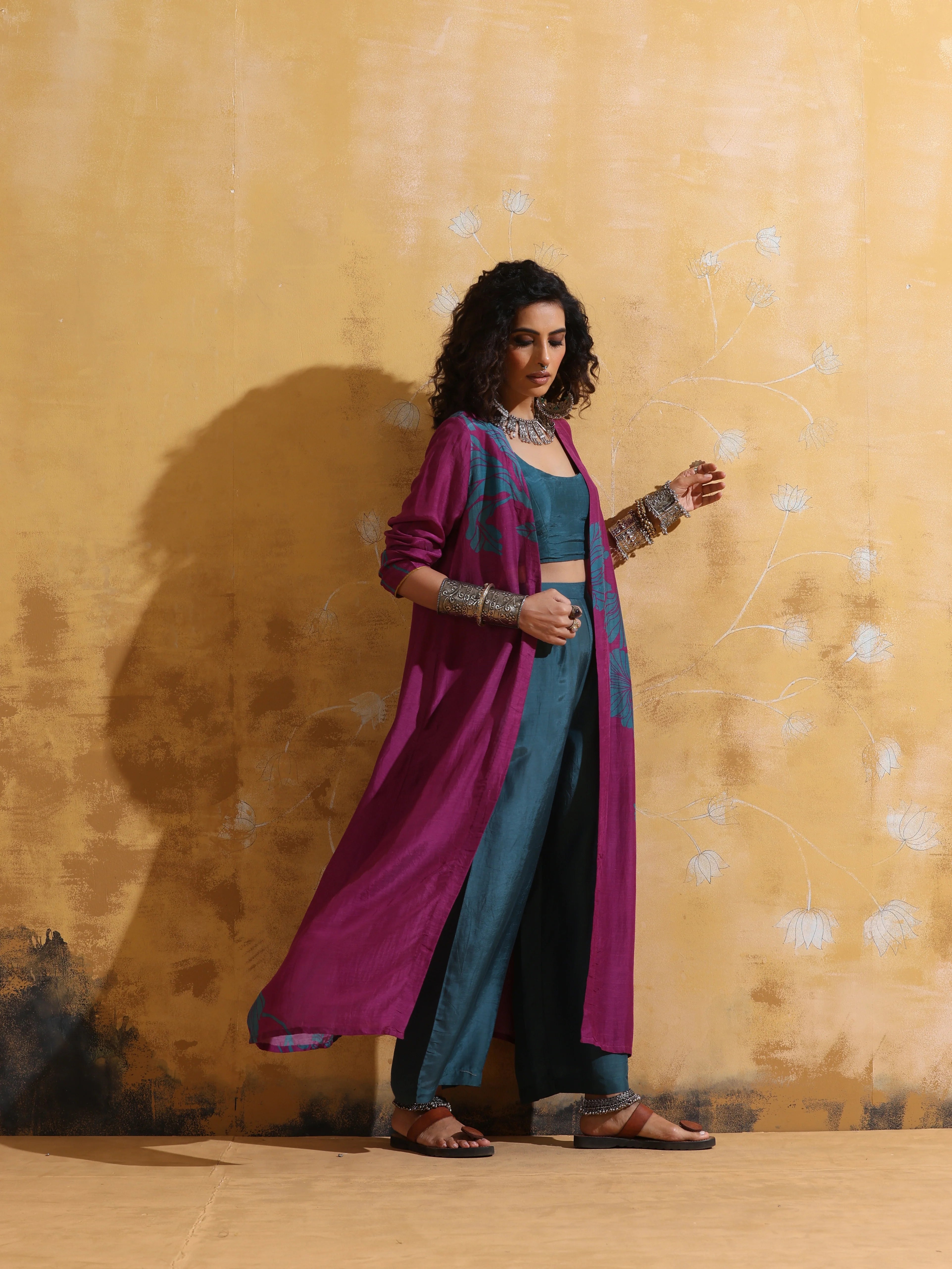 trueBrowns Purple Teal Print Muslin Silk Jacket Set