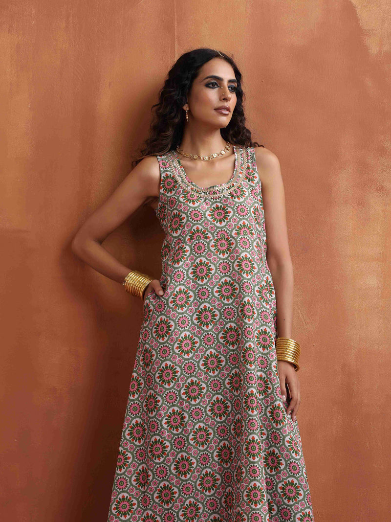 trueBrowns Off White Print Flared Anarkali Kurta Set