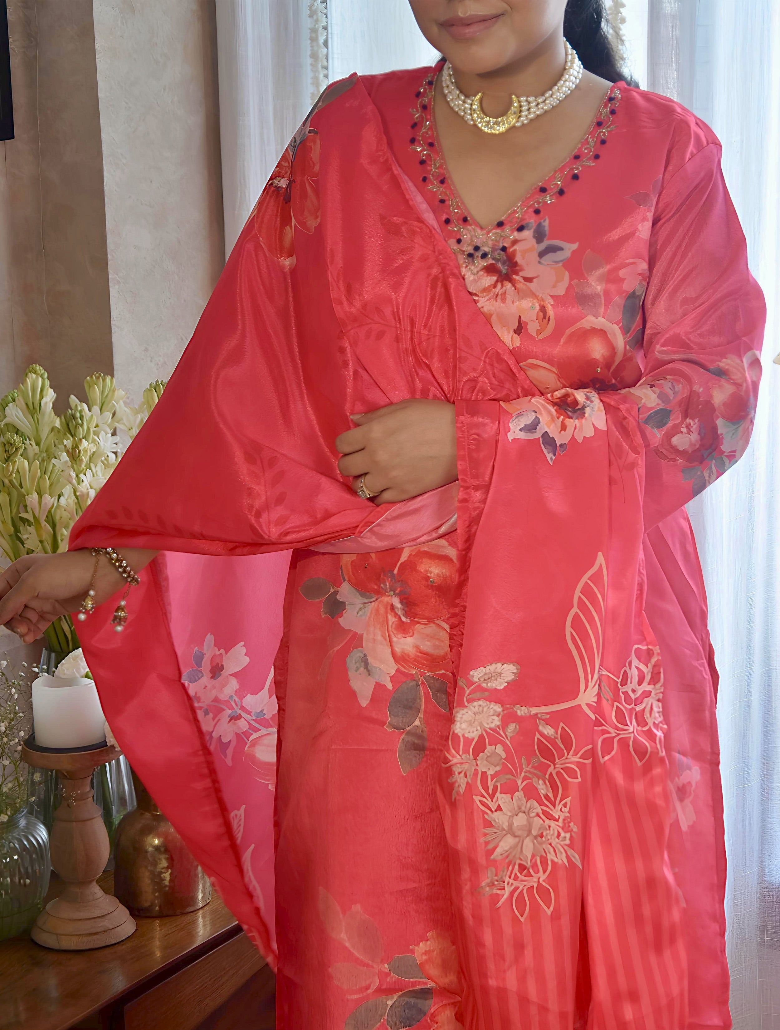 trueBrowns Pink Floral V-Neck Emb Straight Kurta Pant Dupatta Set