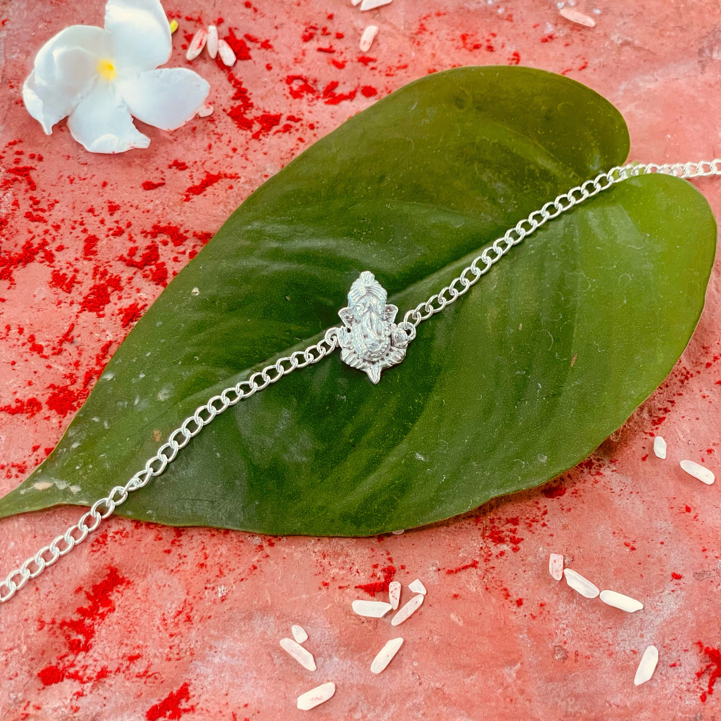 trueBrowns Men 925 Sterling Silver Lord Ganesh Idol Silver Chain Bracelet