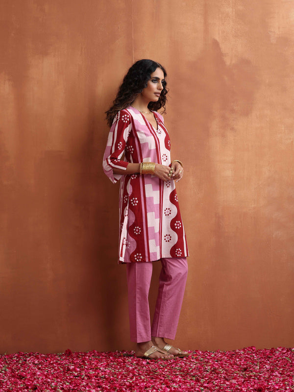 trueBrowns Pink Geometric Print Kurta Co-ord Set