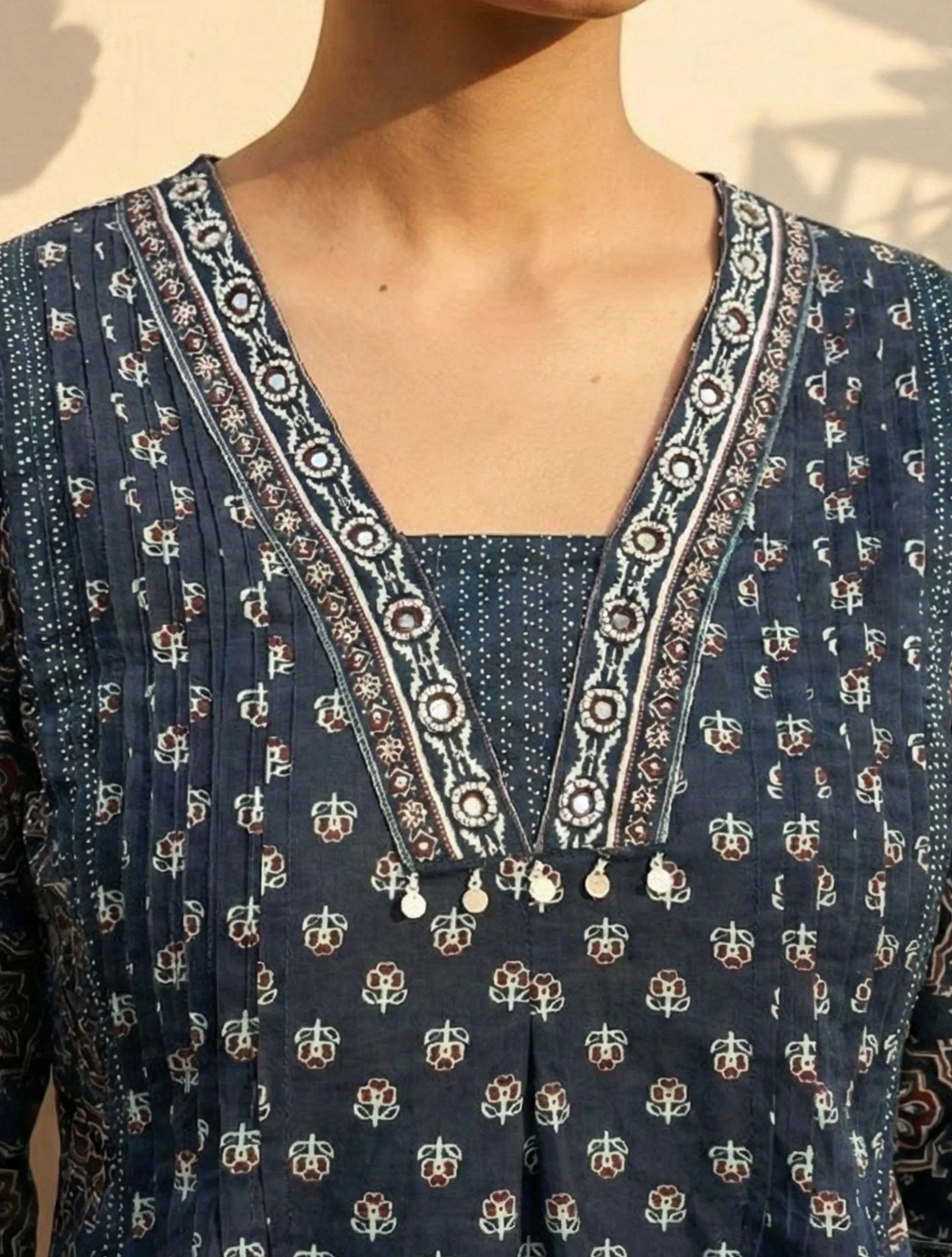 trueBrowns Blue Printed Kurta Pant Dupatta Set