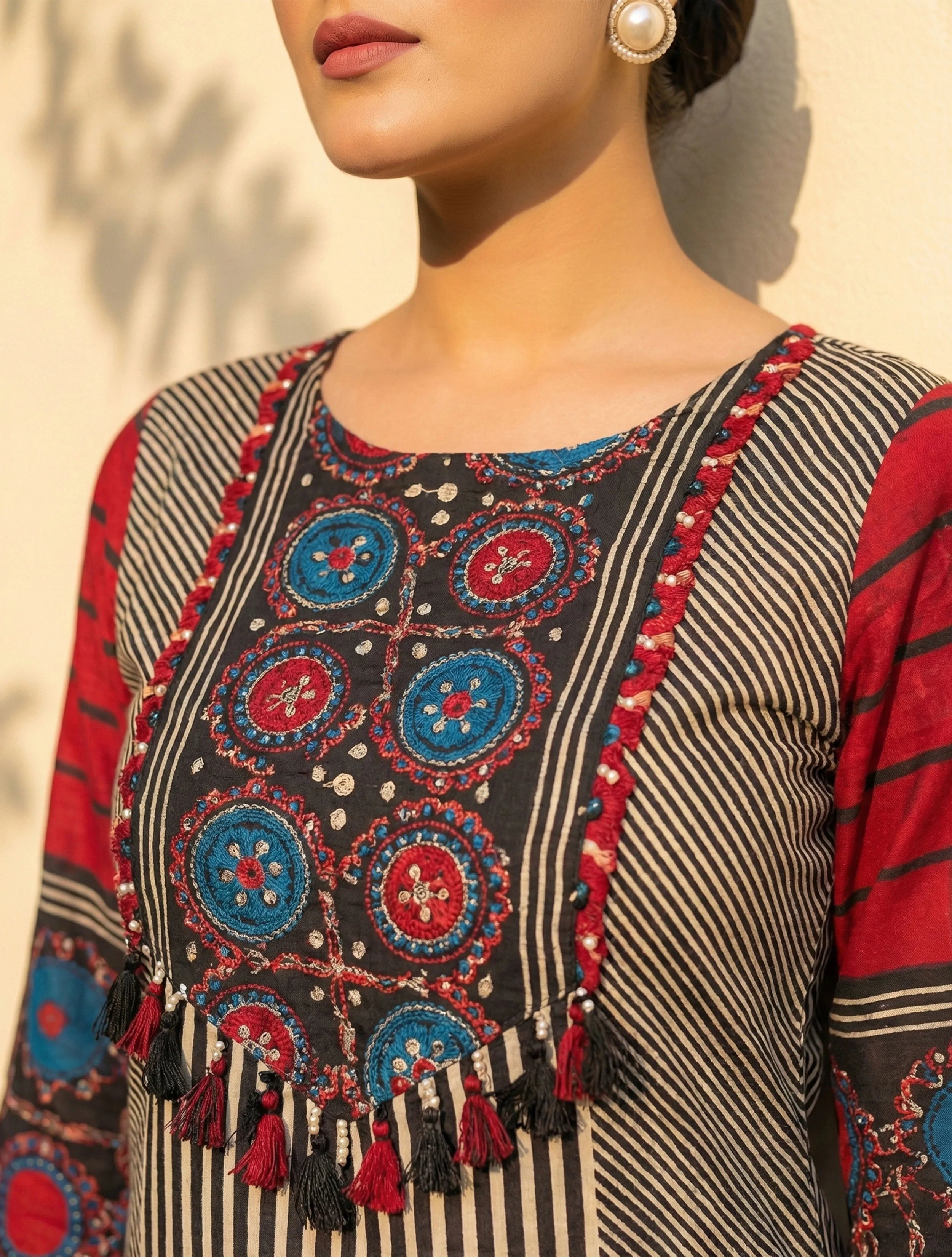 trueBrowns Black Stripe Print Embroidered Kurta Pant Dupatta Set