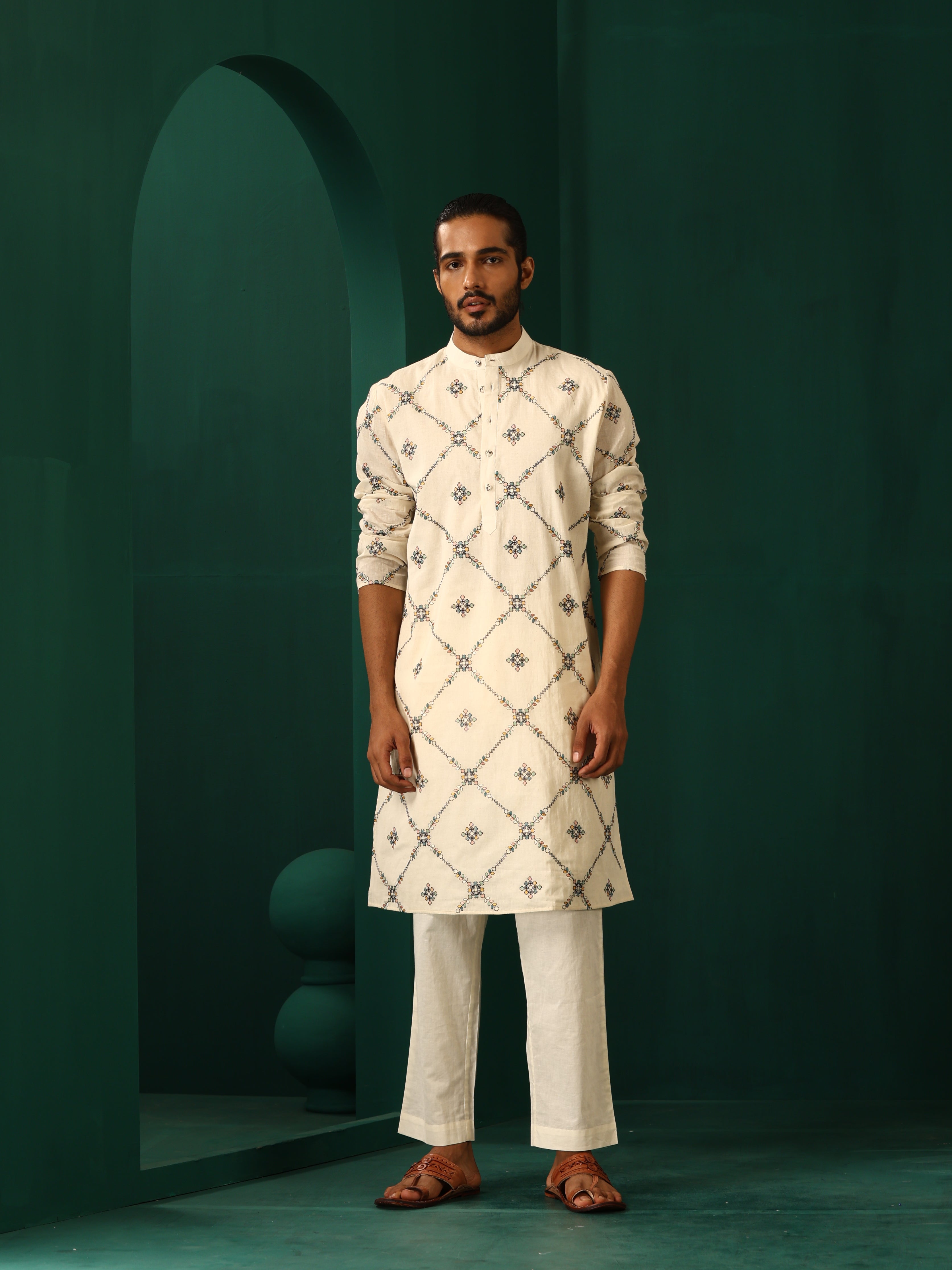 trueBrowns Men's Ivory Rhombus Cotton Kurta