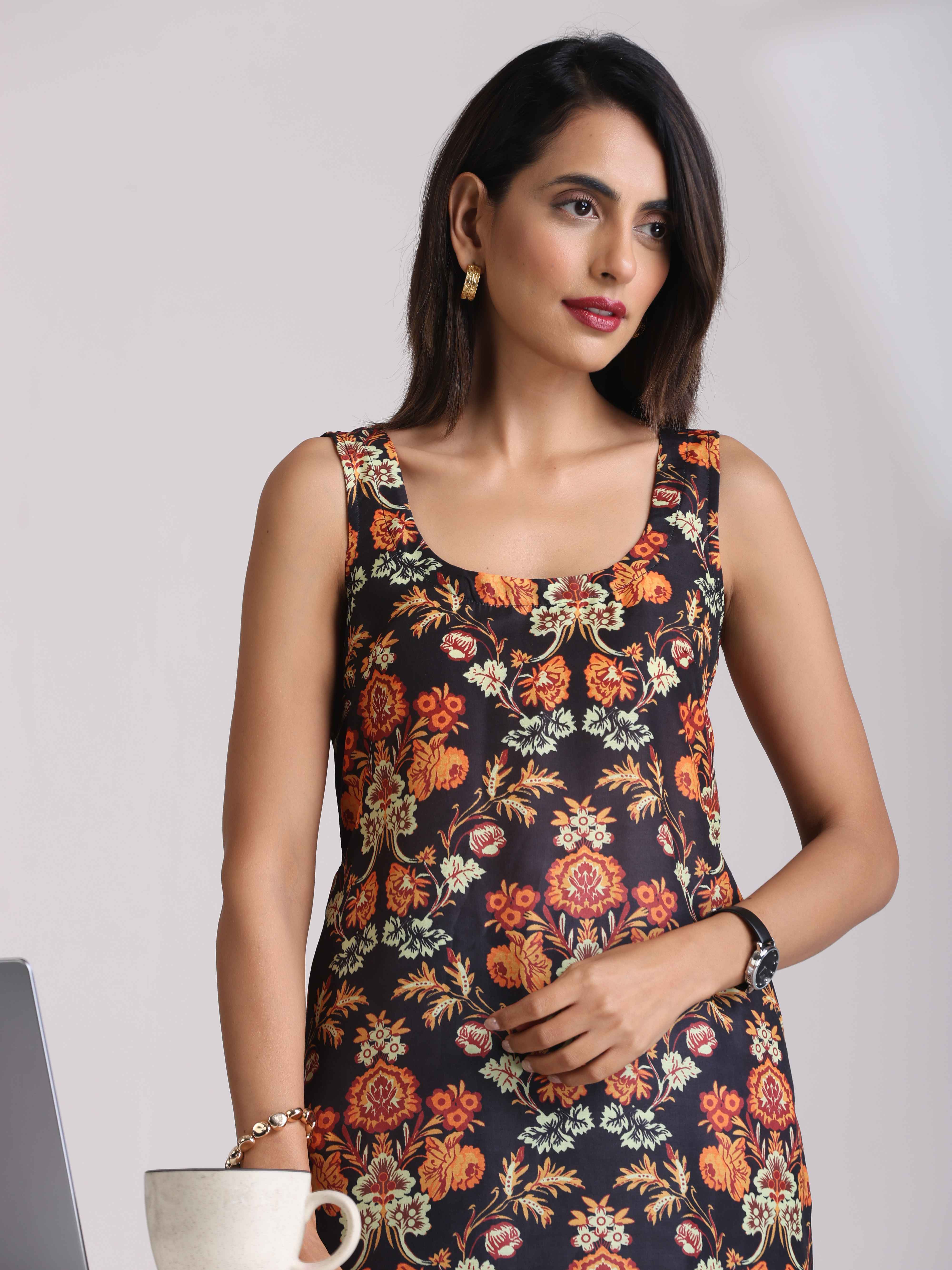 trueBrowns Black Print Straight Kurta Set