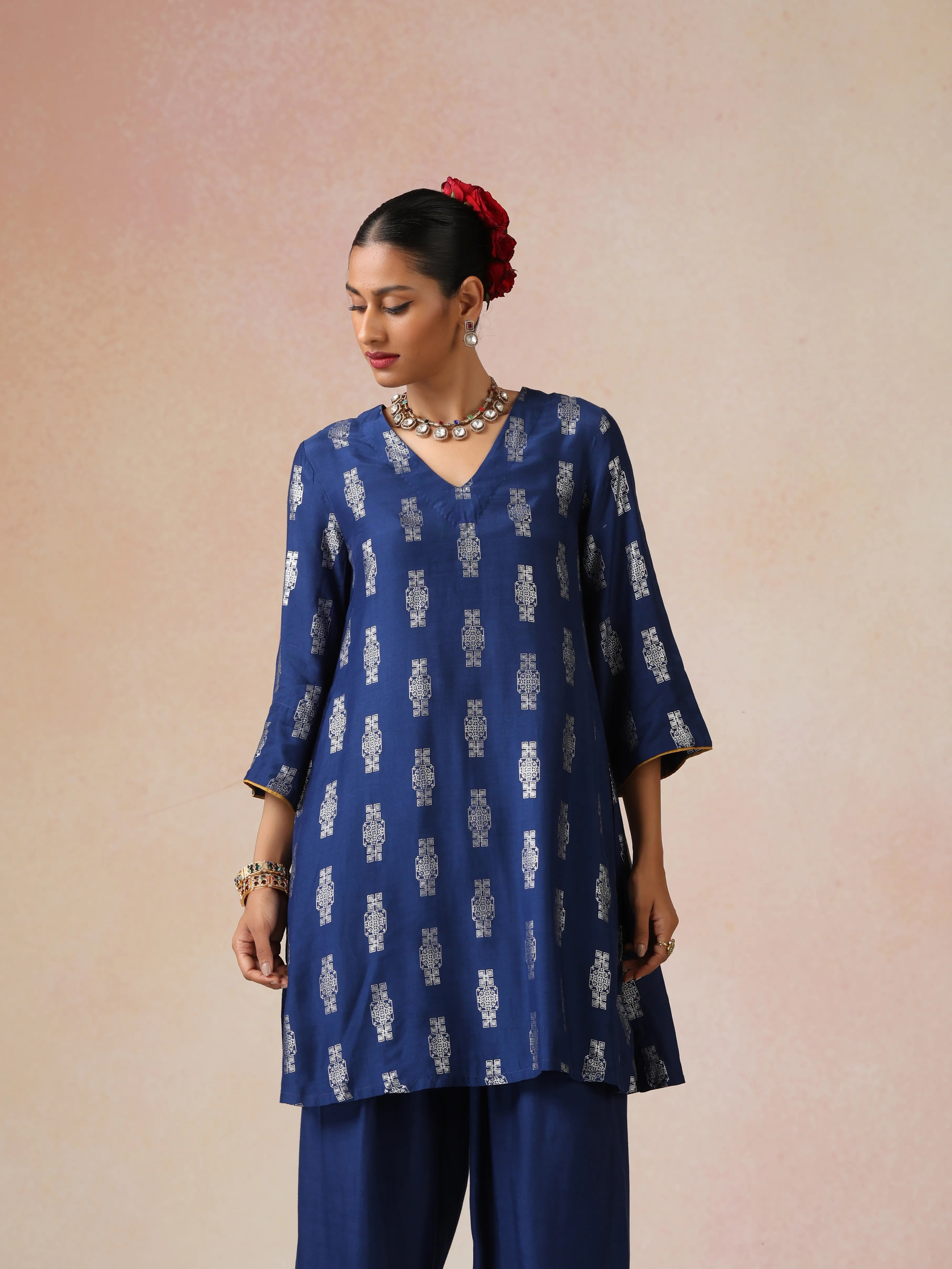 trueBrowns Blue Silver Foil Print Muslin Silk Kurta Farsi Pants Set