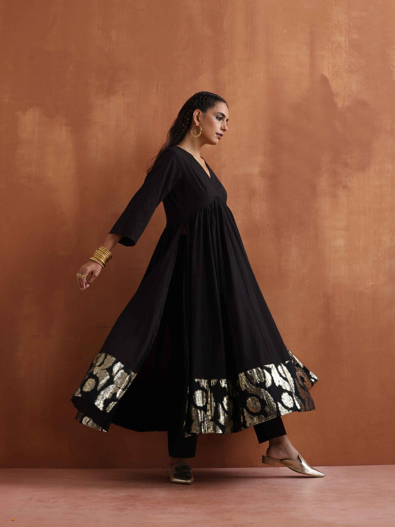 trueBrowns Black Metallic Flared Anarkali Kurta Set
