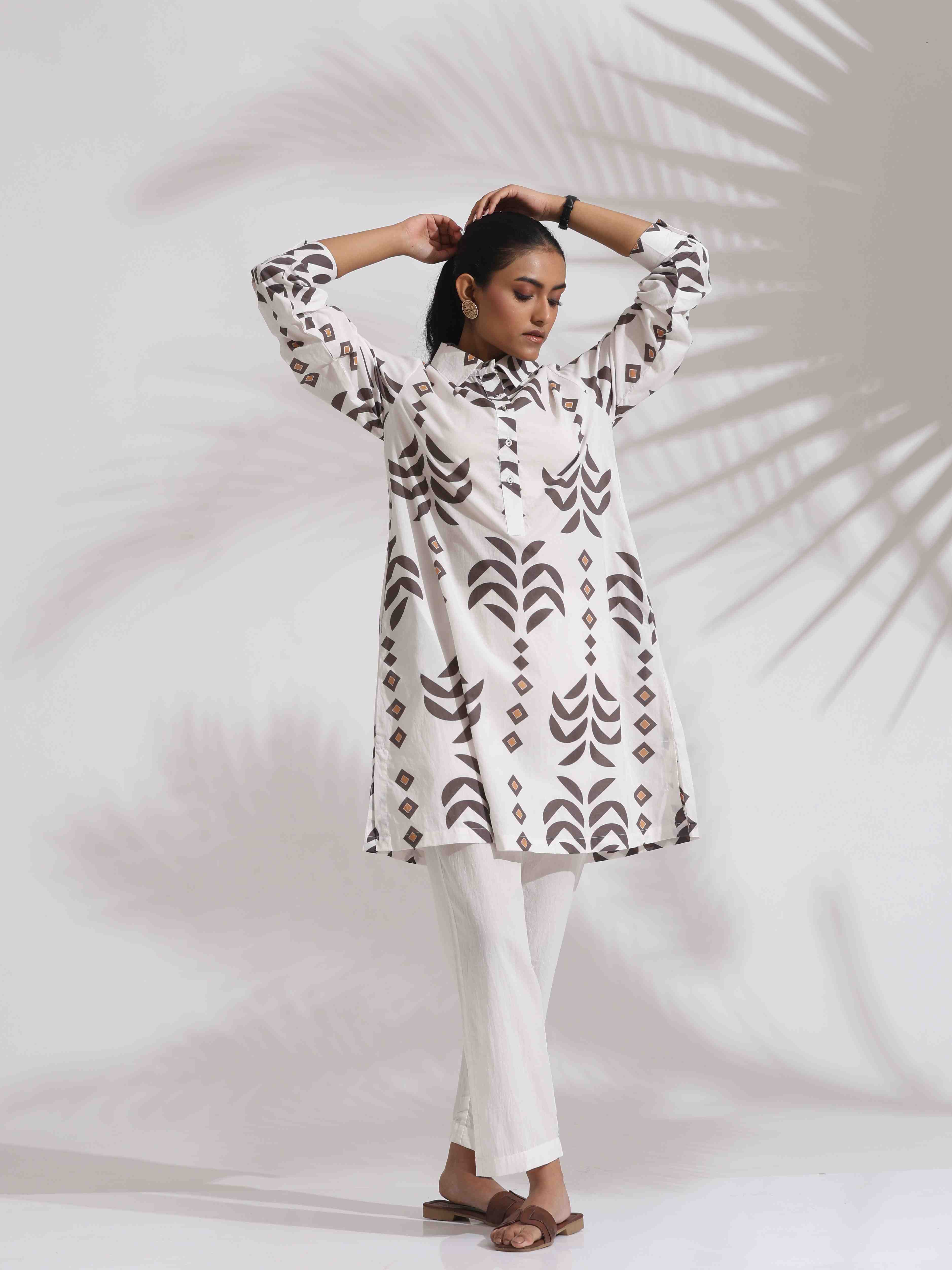 trueBrowns White Cotton Stripe Print Kurta Co-ord Set