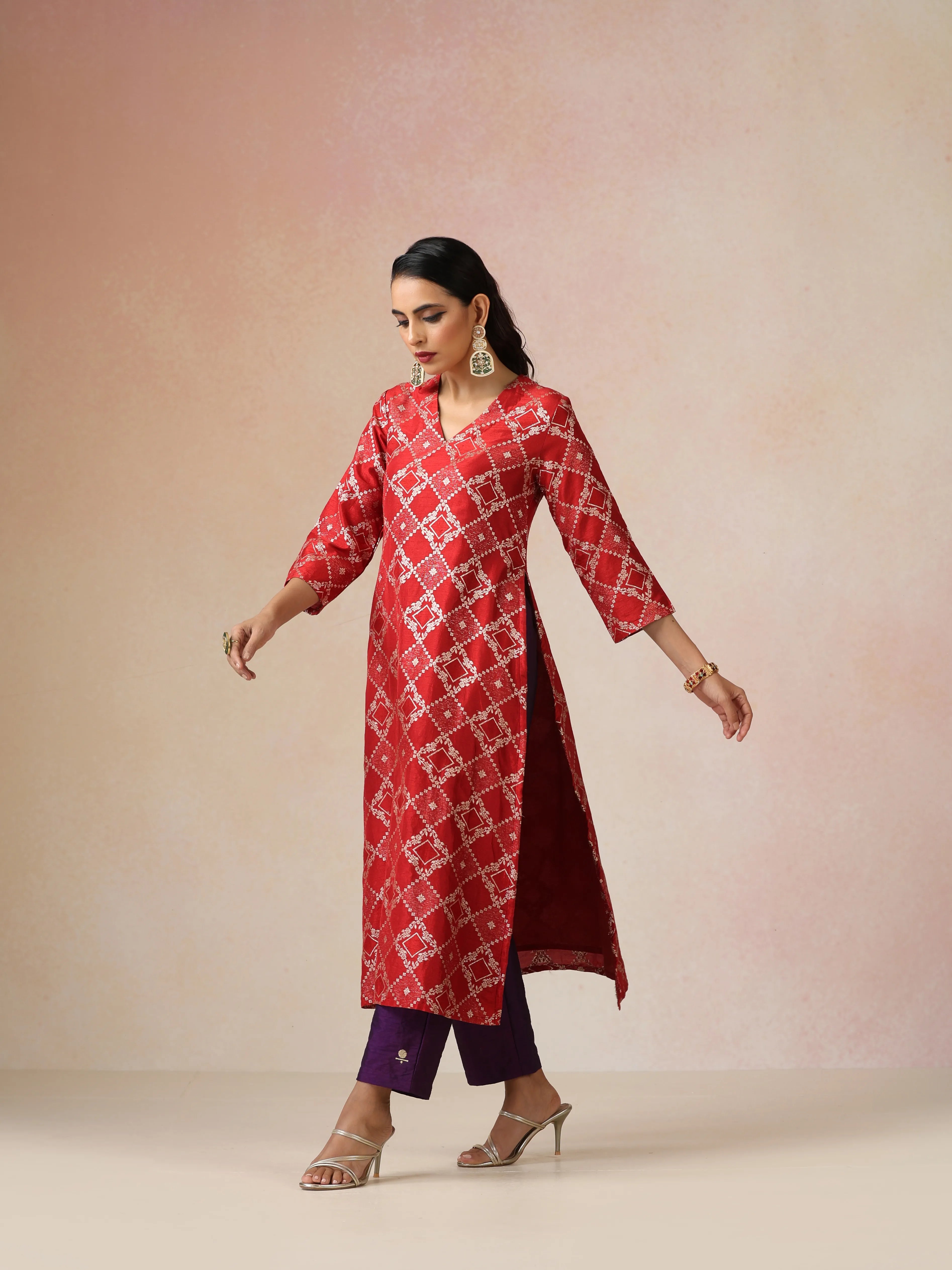 trueBrowns Red Brocade Straight High-Slit Kurta Set