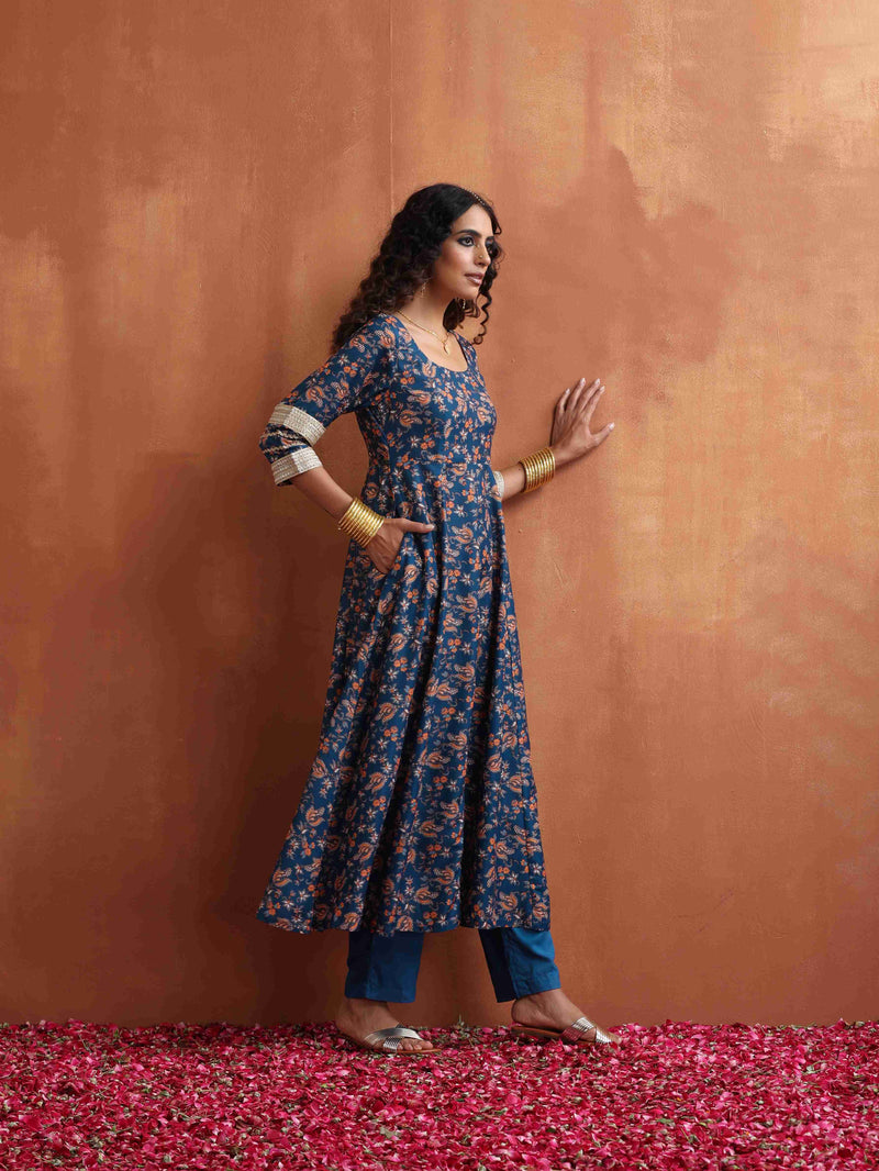 trueBrowns Blue Print Straight Kurta Set