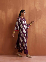 trueBrowns Purple Metallic Straight Kurta Set