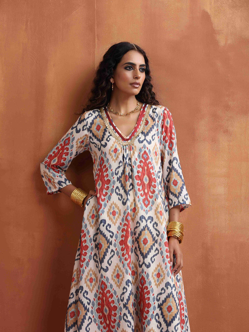 trueBrowns Off White Ikat Print Kurta Set