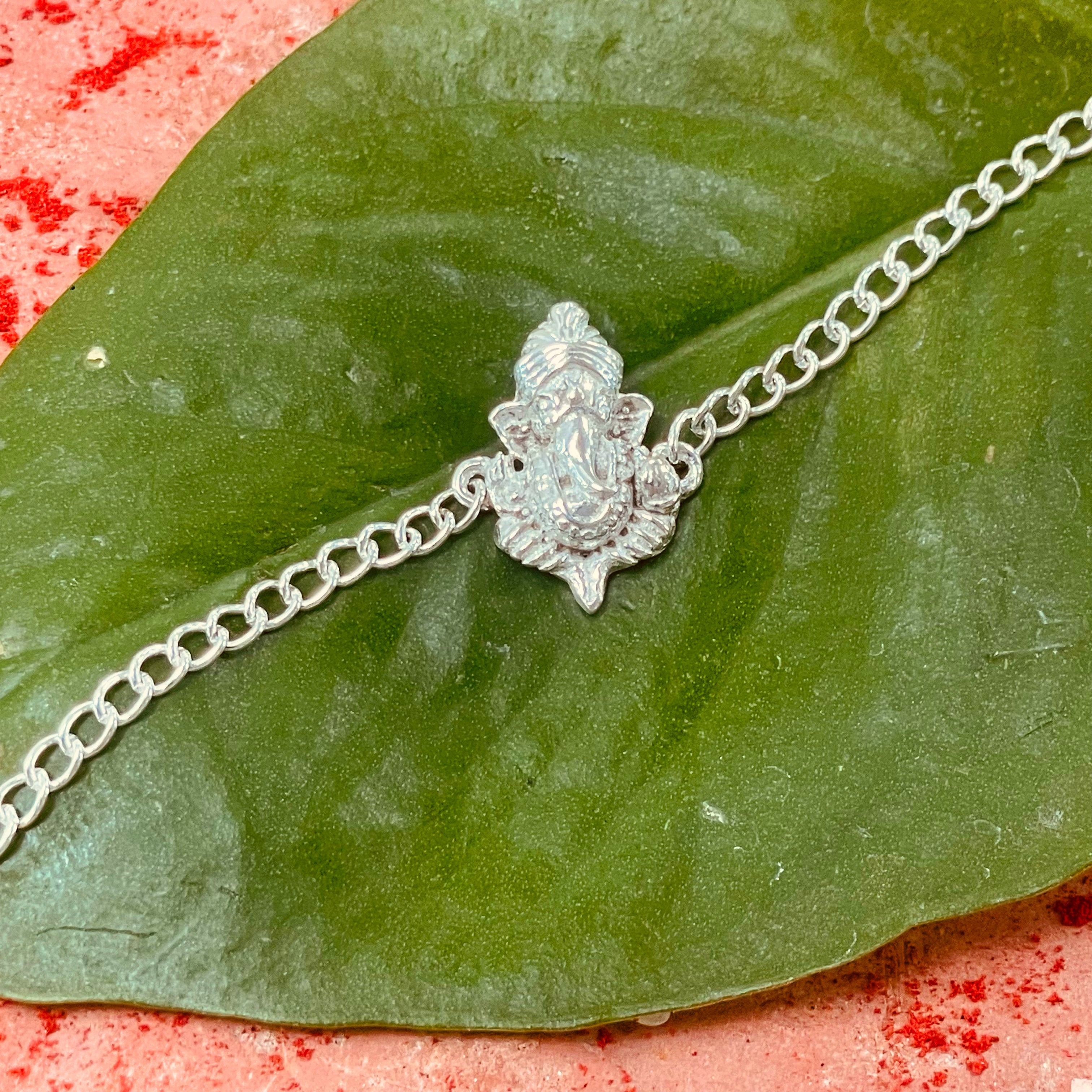 trueBrowns Men 925 Sterling Silver Lord Ganesh Idol Silver Chain Bracelet