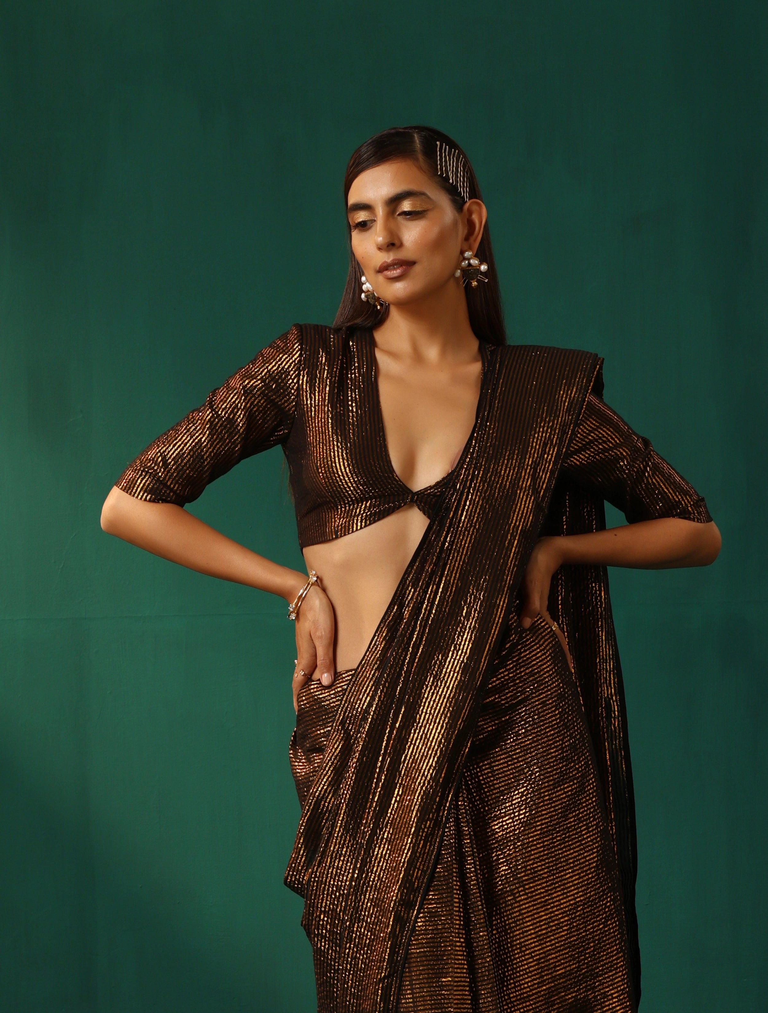 trueBrowns Black Cotton Gold Striped Saree With Unstitched Blouse