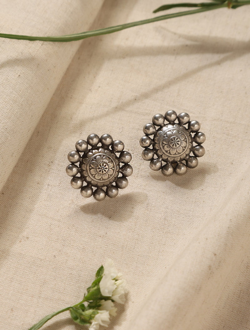 trueBrowns Silver Mandala Floral Earrings
