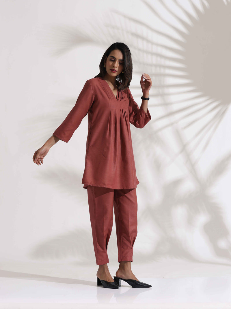 trueBrowns Pink Slub Pleated Co-ord Set