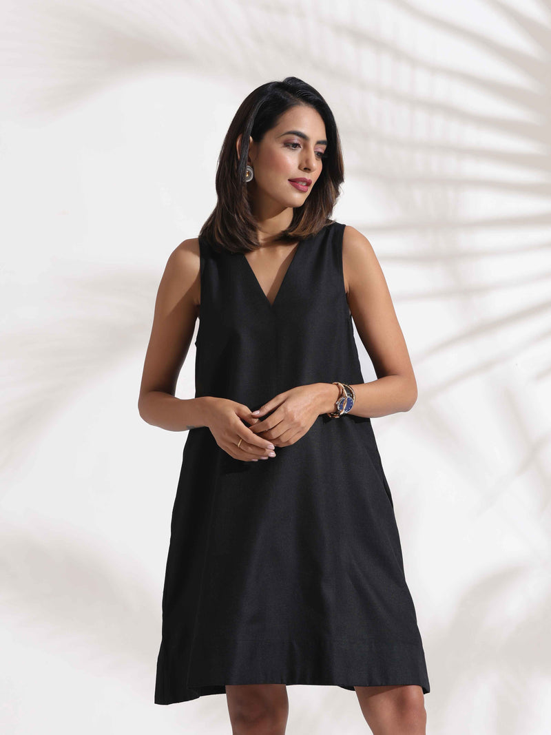 trueBrowns Black Slub Dress