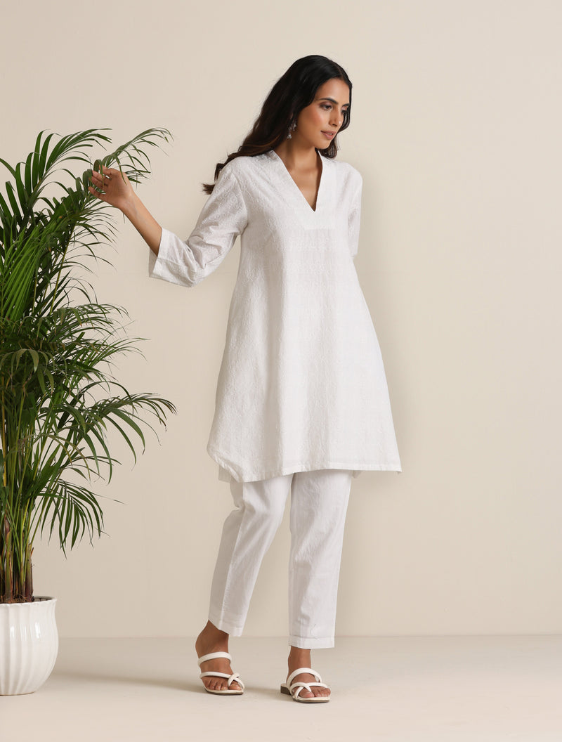 trueBrowns White Cotton Embroidered Co-ord Set