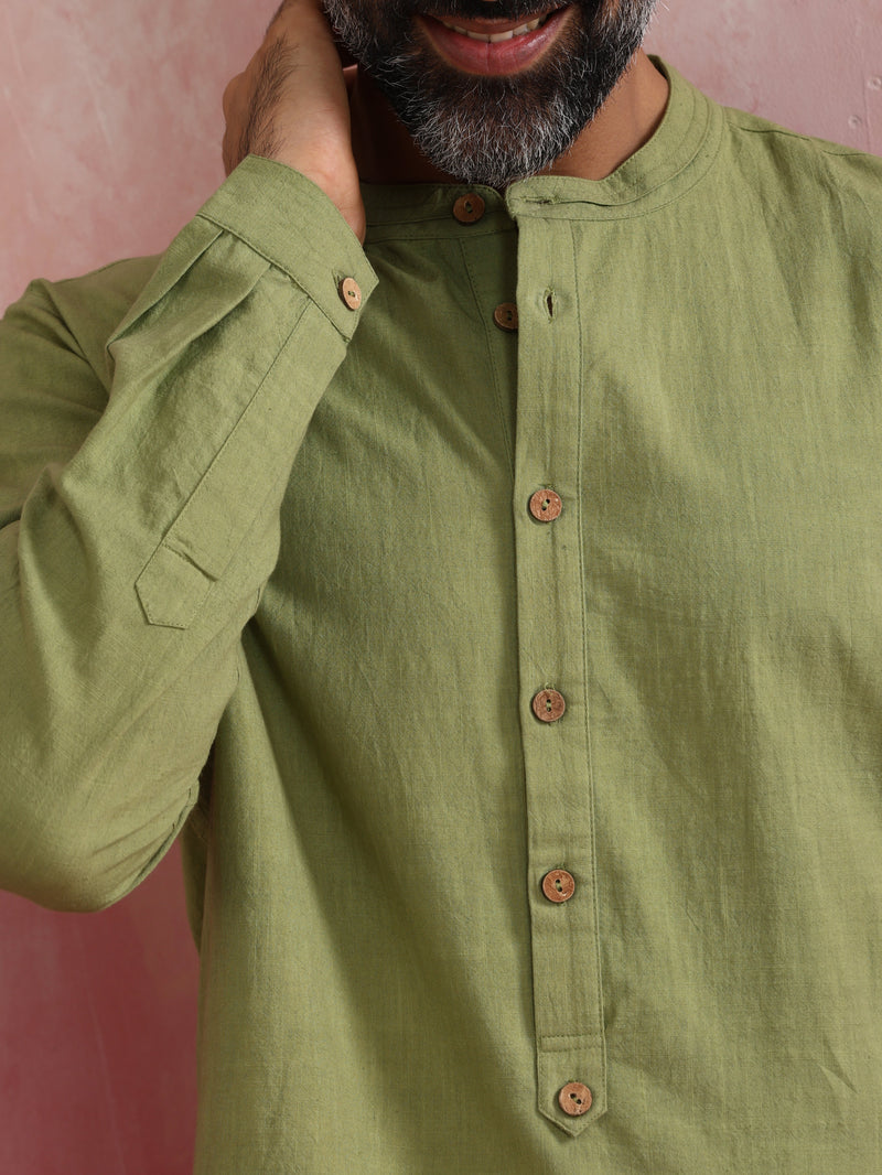 trueBrowns Men's Green Cotton Shirt