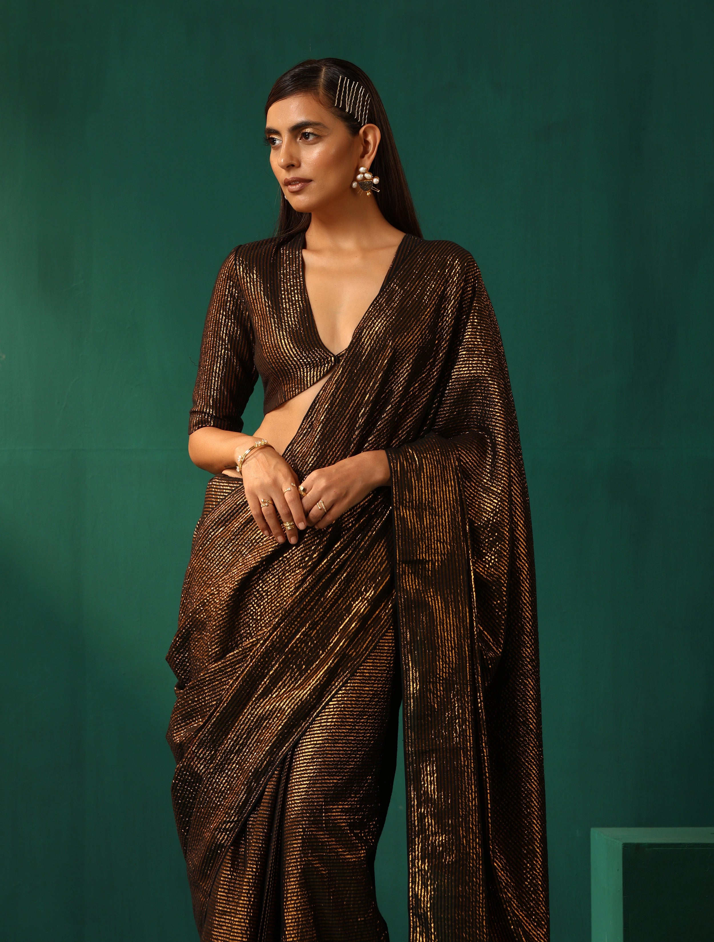 trueBrowns Black Cotton Gold Striped Saree With Unstitched Blouse