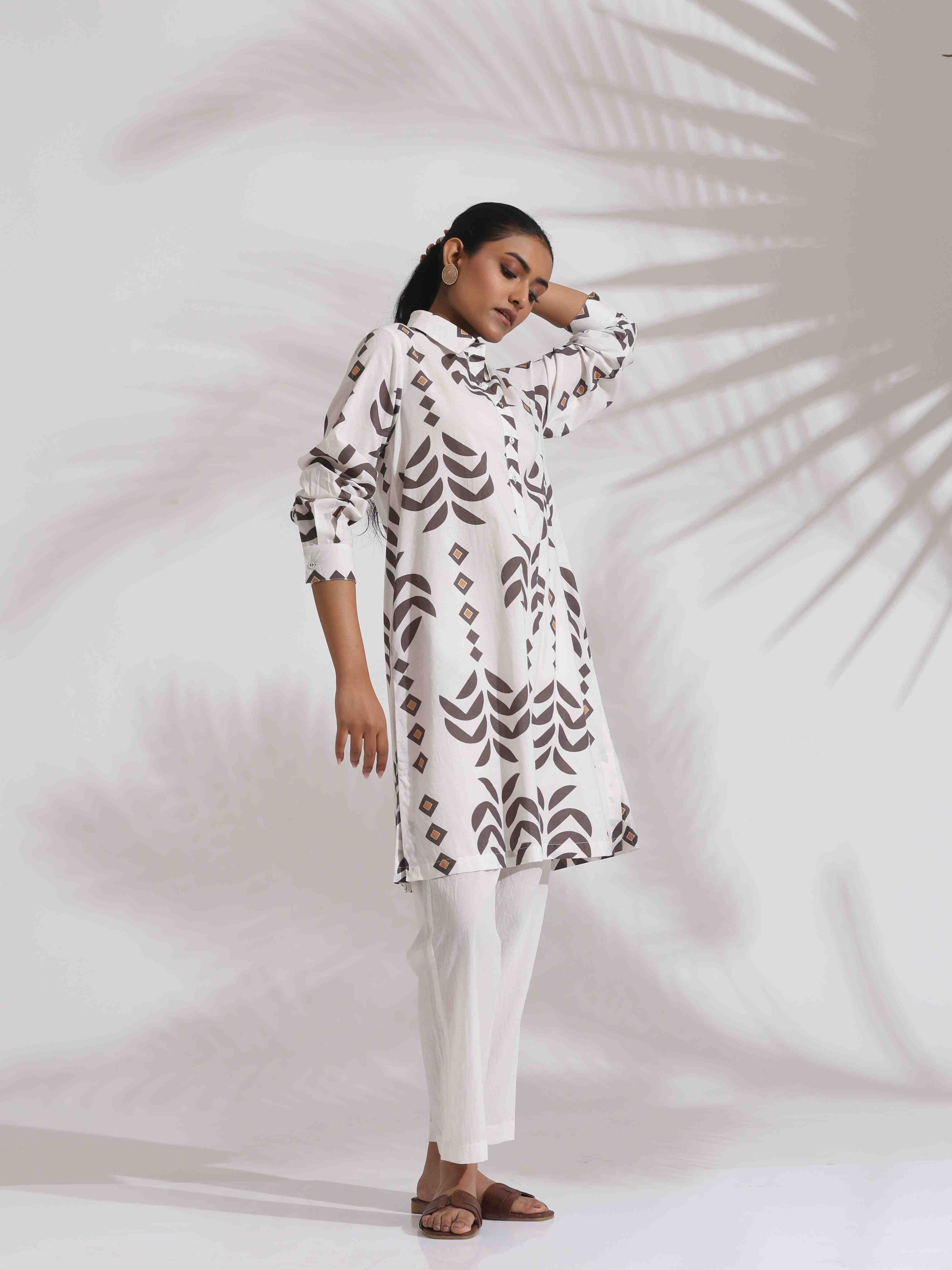 trueBrowns White Cotton Stripe Print Kurta Co-ord Set
