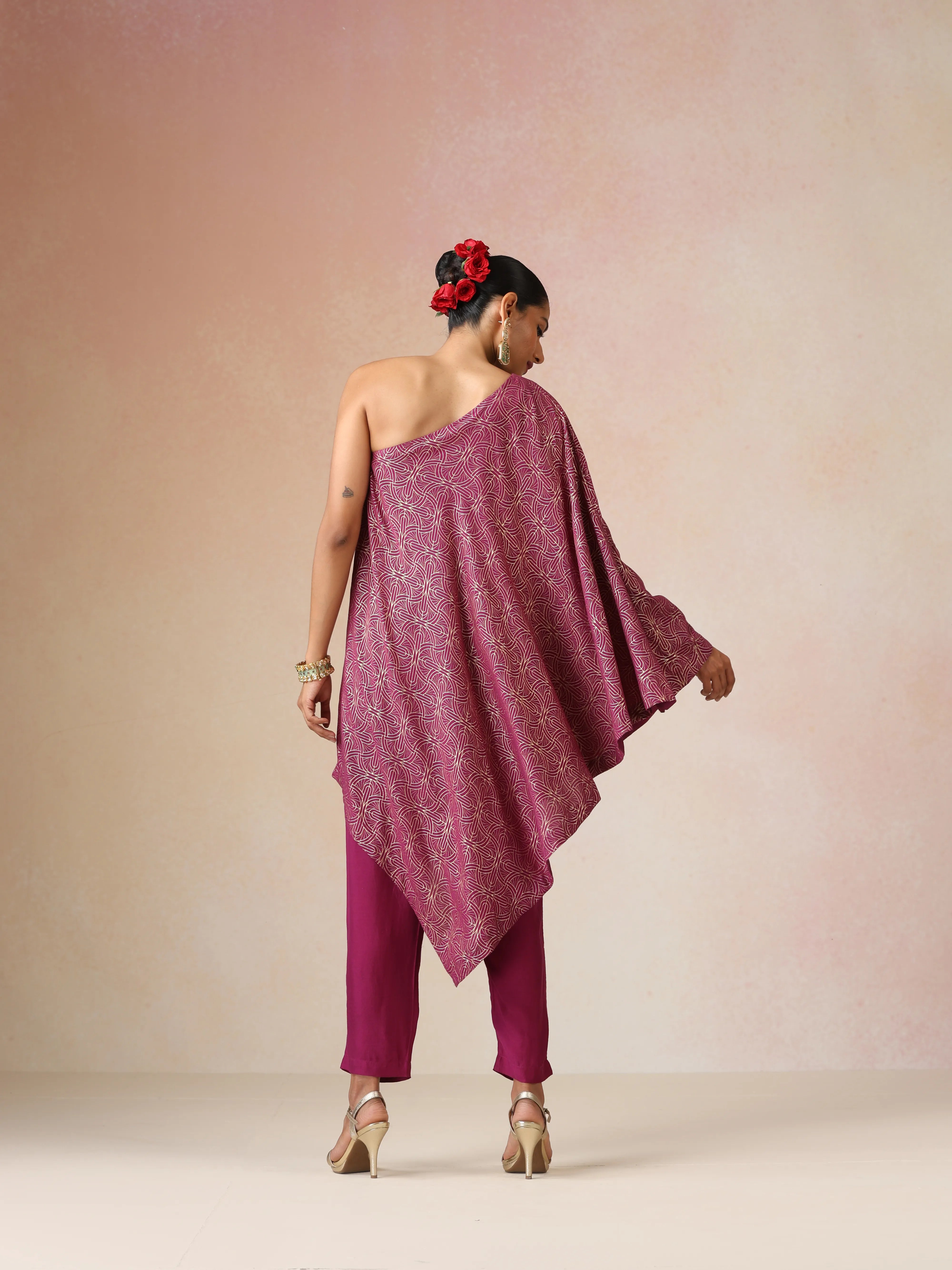 trueBrowns Magenta Gold Foil Print Muslin Silk Asymmetric One-Shoulder Kurta Co-ord Set