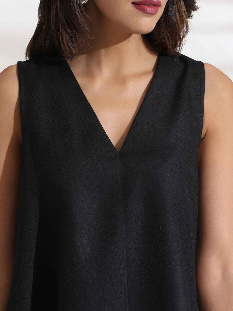 trueBrowns Black Slub Dress
