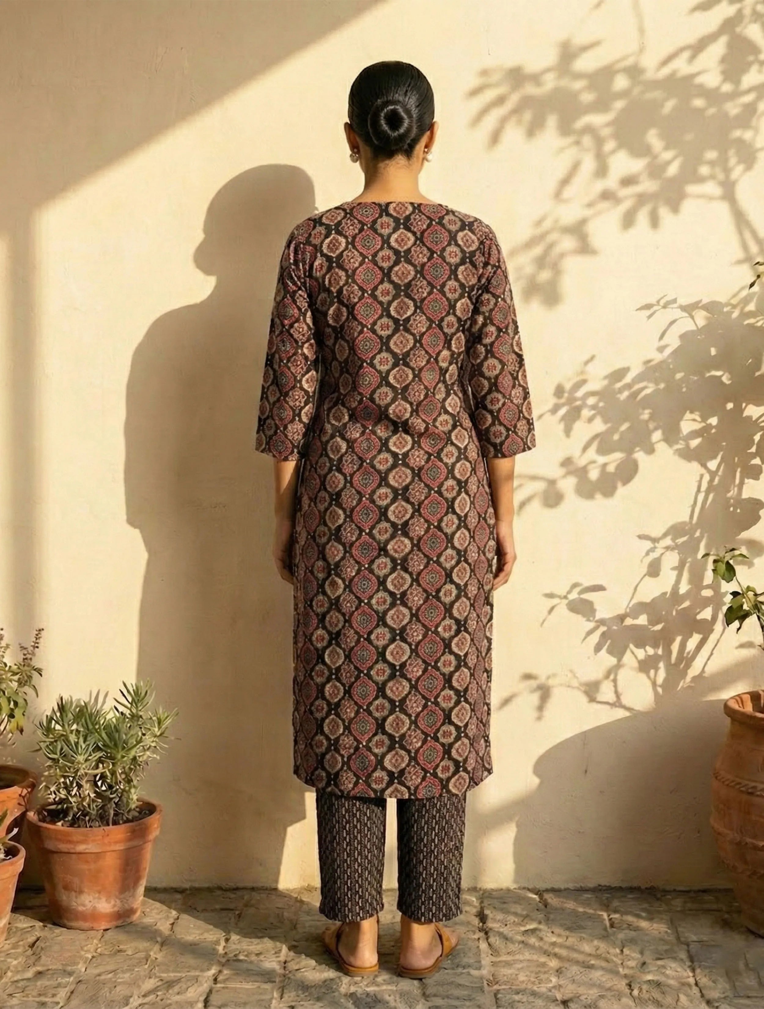 trueBrowns Black Print Embroidered V-Neck Kurta Pant Dupatta Set