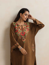 trueBrowns Brown Kashmiri Floral Embroidered Woollen Phiran Kurta