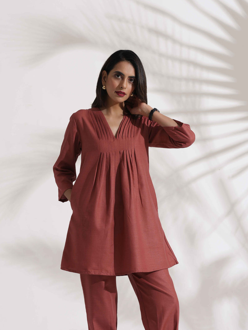 trueBrowns Pink Slub Pleated Co-ord Set