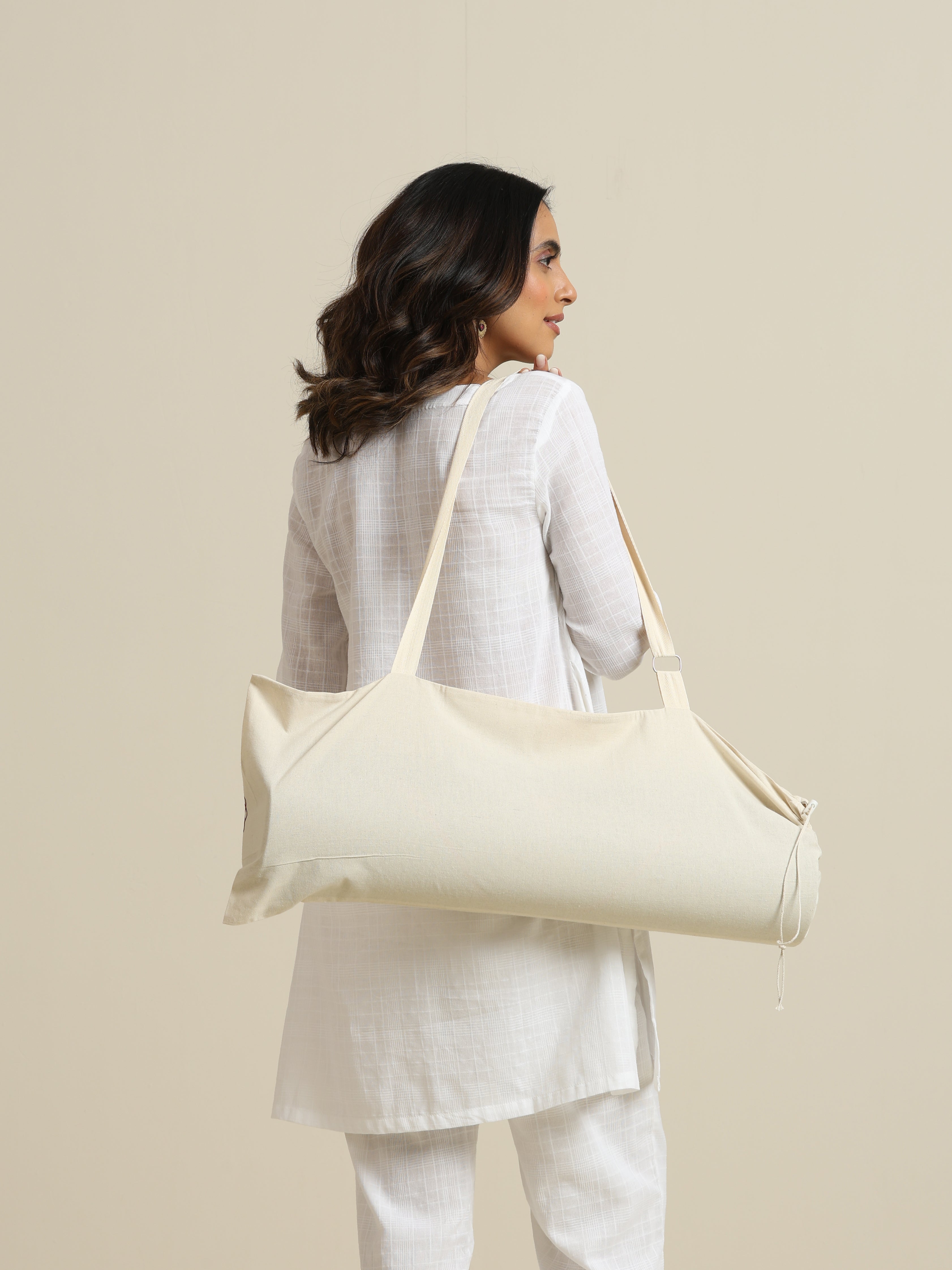trueBrowns Off White Yoga Sleeve Bag